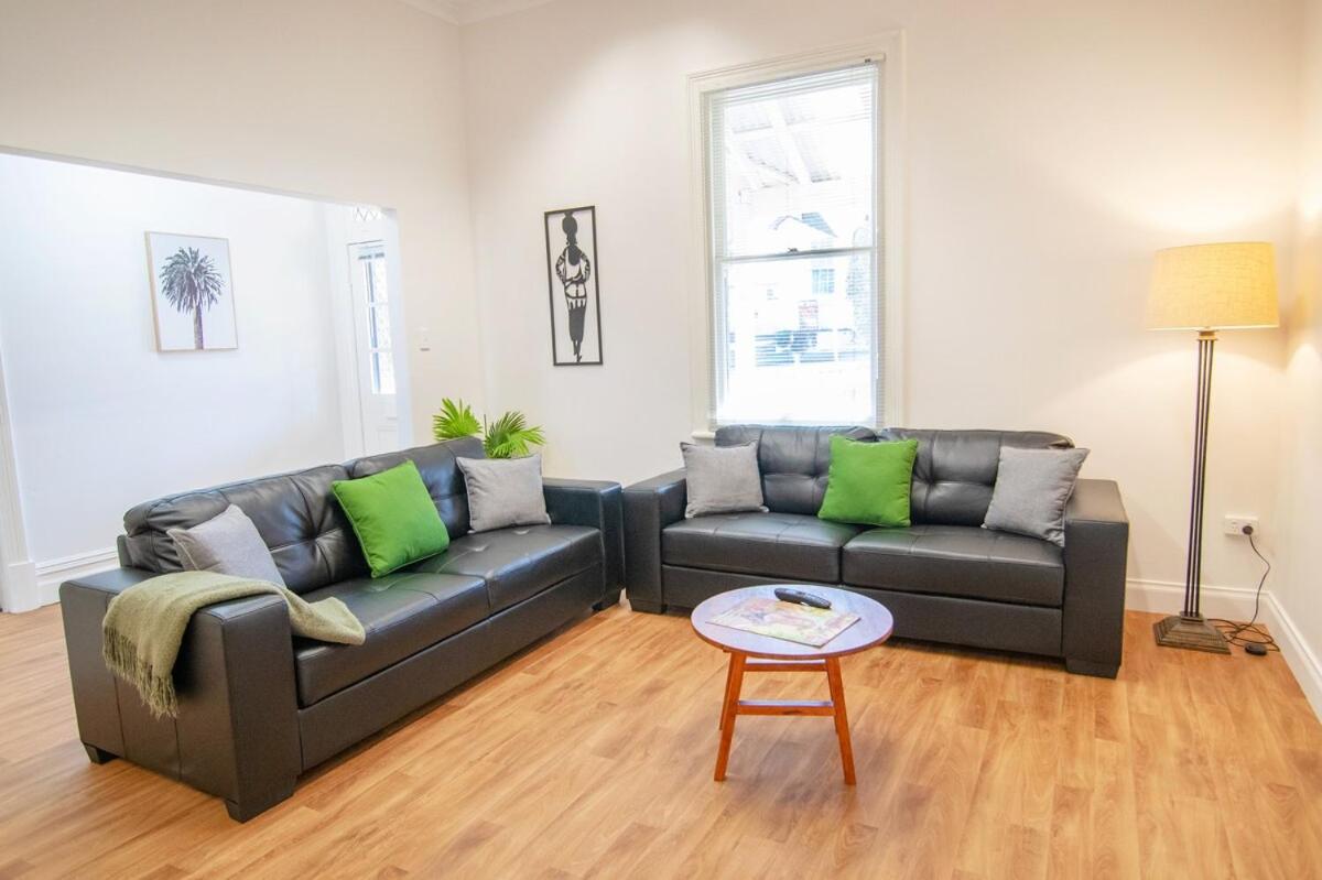 Windsor Cottage - CBD central location