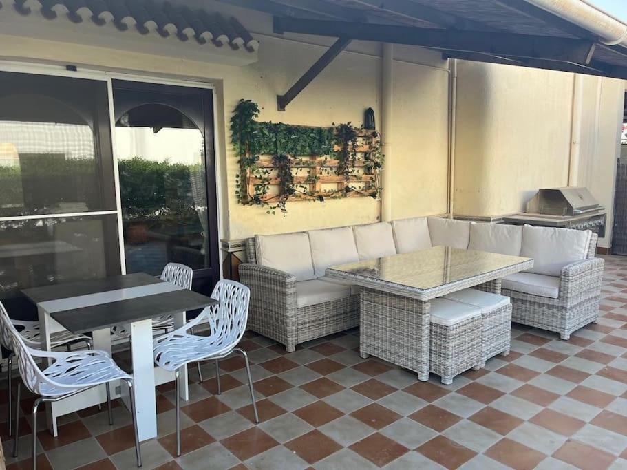 Villa Evelina Puerto Rey Vera