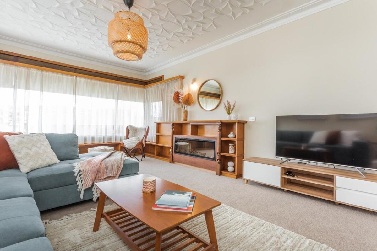 Albany Vacations - Harbourview House - coastal chique in Albanys CBD - Property Image 3