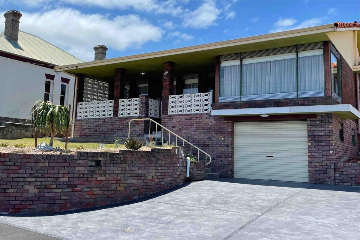 Albany Vacations - Harbourview House - coastal chique in Albanys CBD - Property Image 3