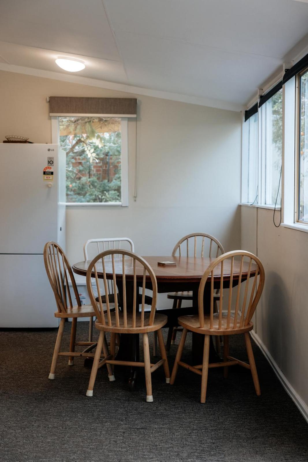 Little Devine's - affordable self contained accom.