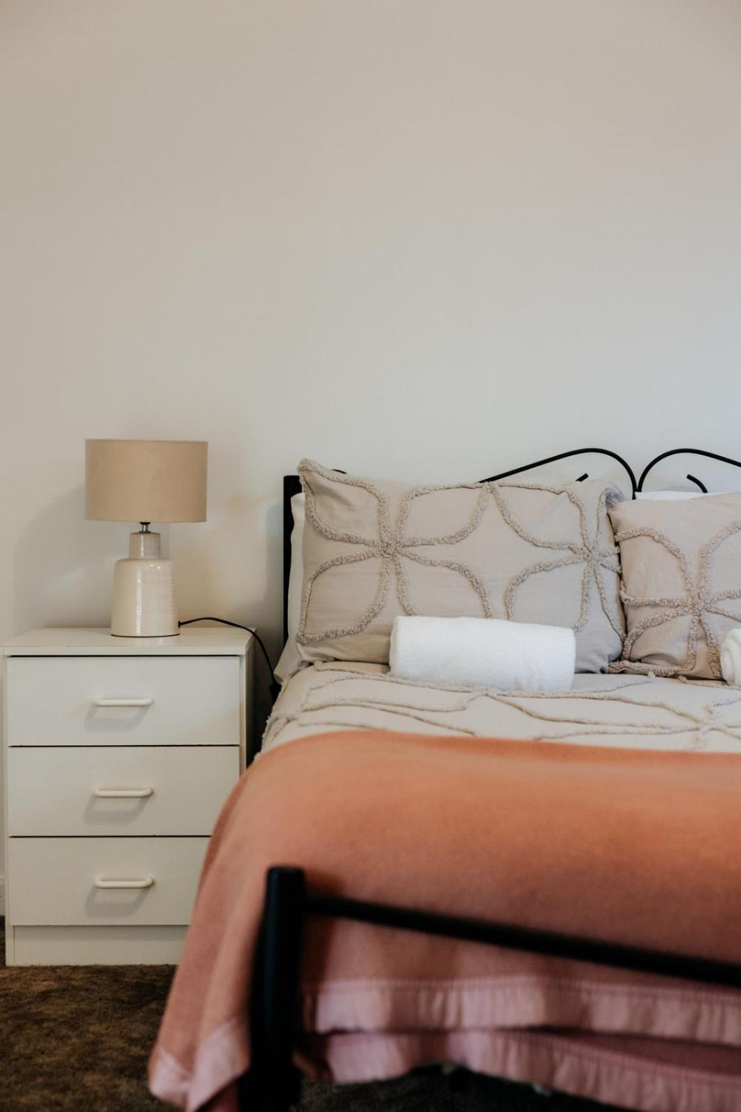 Little Devine's - affordable self contained accom.