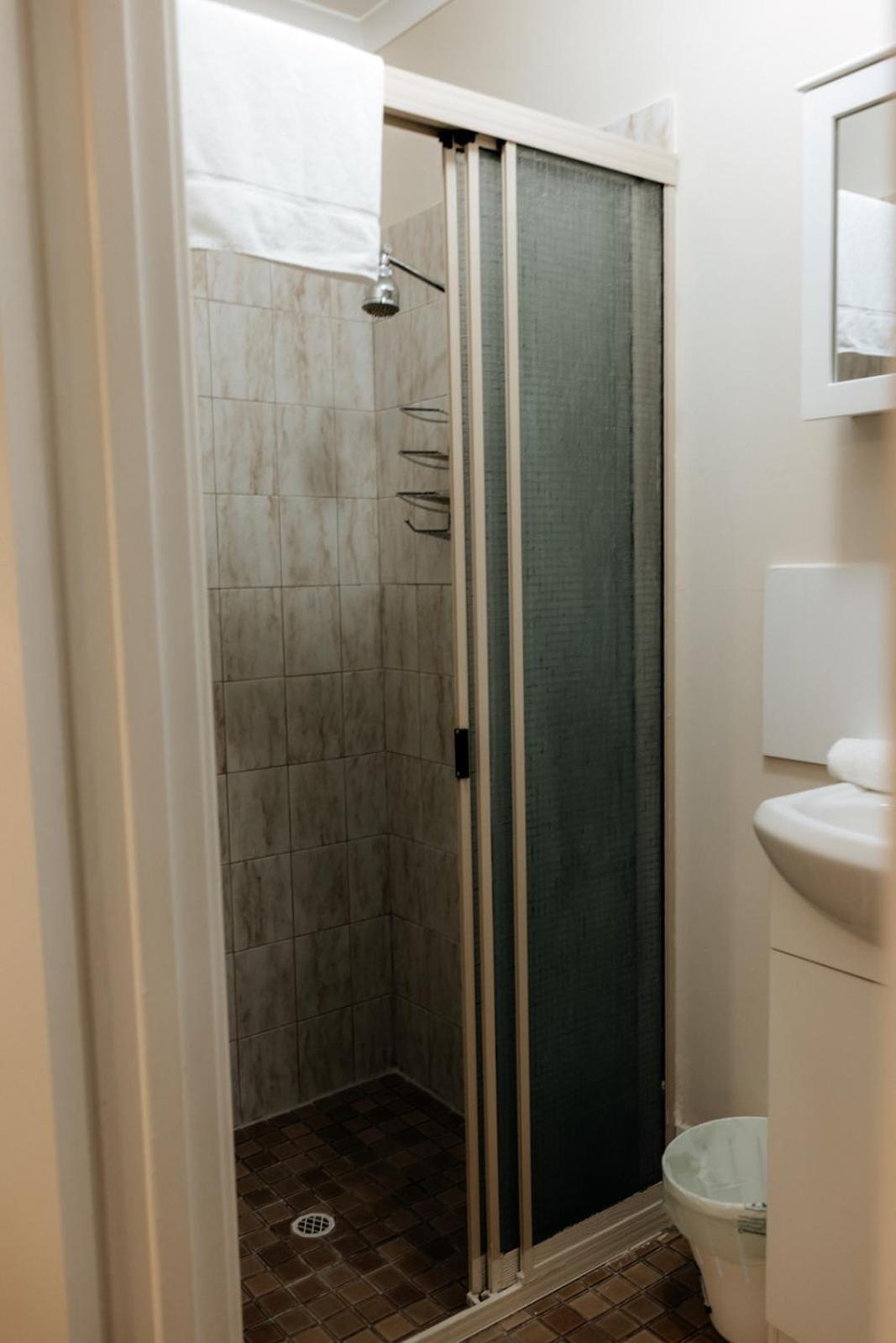 Little Devine's - affordable self contained accom.