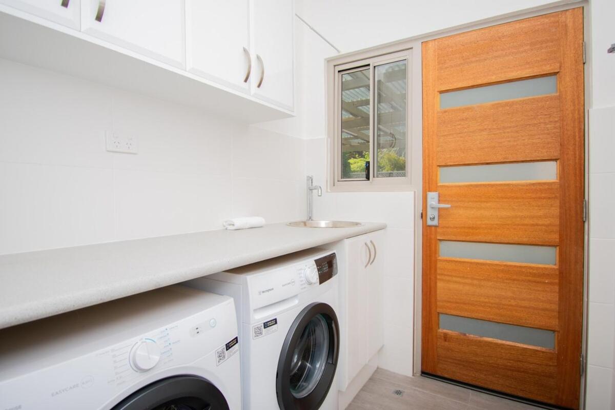 Albany Vacations - Spacious 2 Family Accommodation in the Grove - Property Image 11