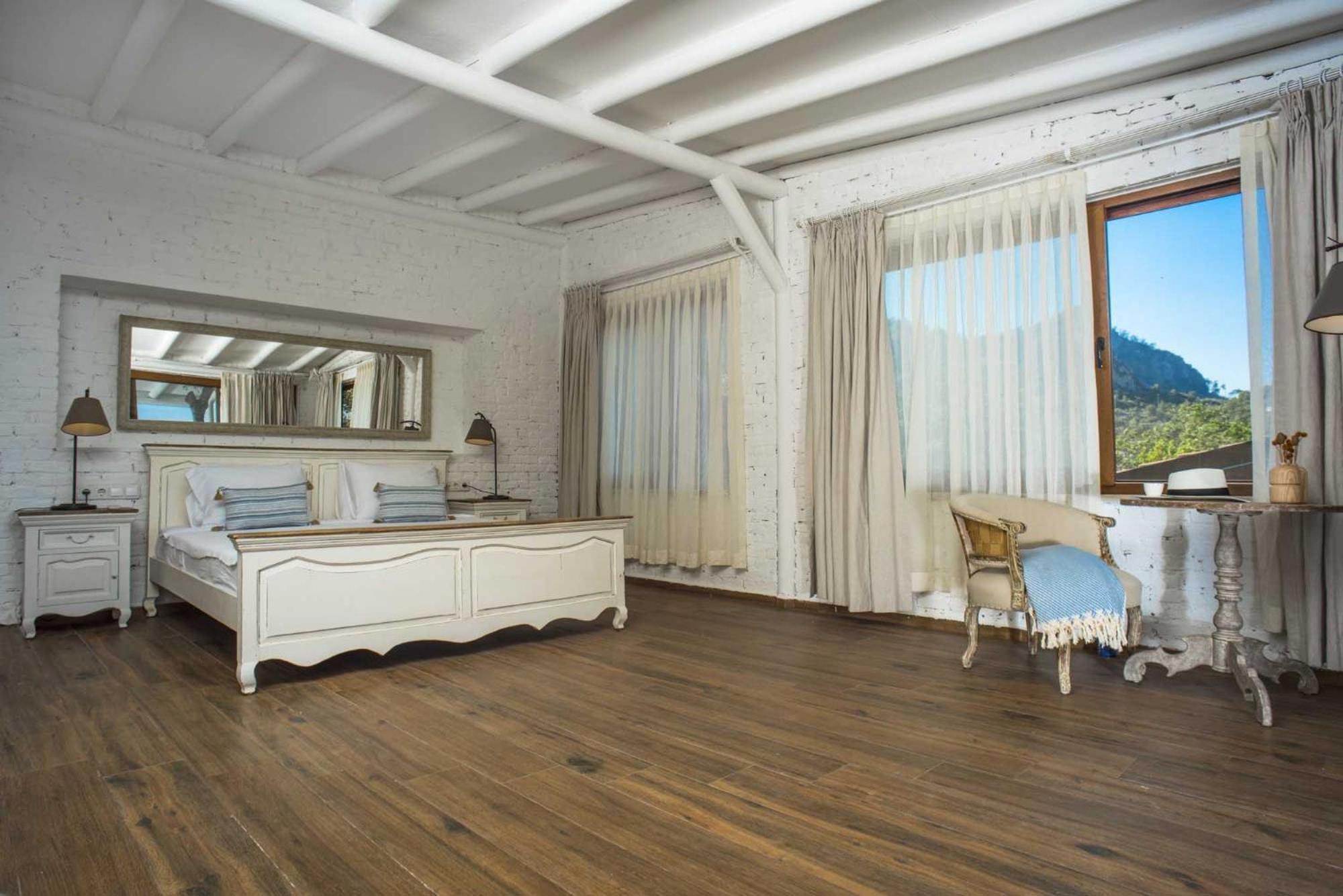 Zeytin, Villa Florya view 3