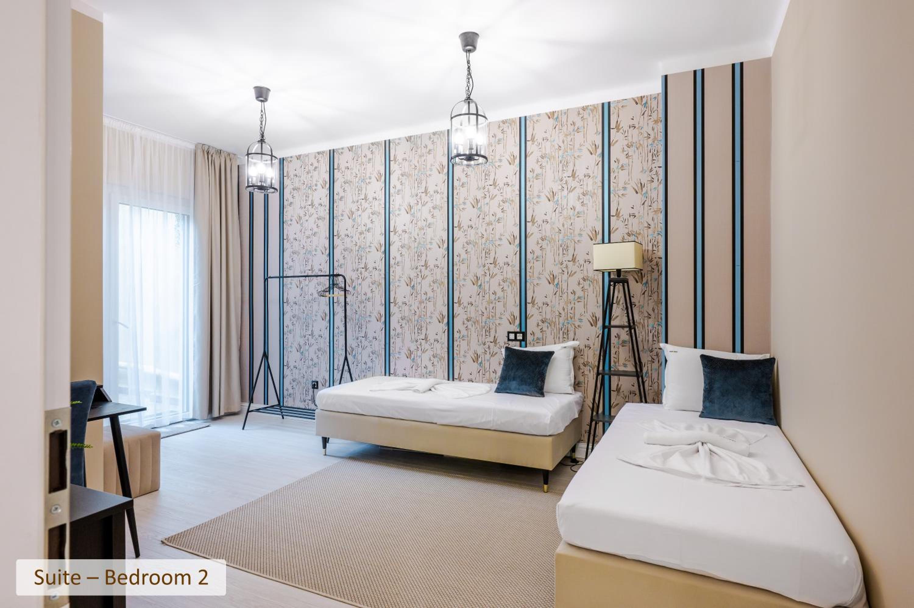 Super Central Stylish Suite & Studio with Shared Terrace by Flat Mаnager