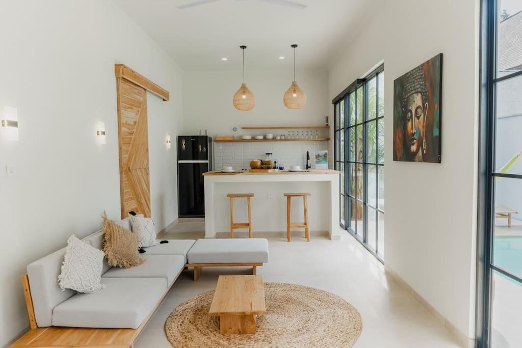 Elegant 2-Bedroom villa brand new in Uluwatu view 4