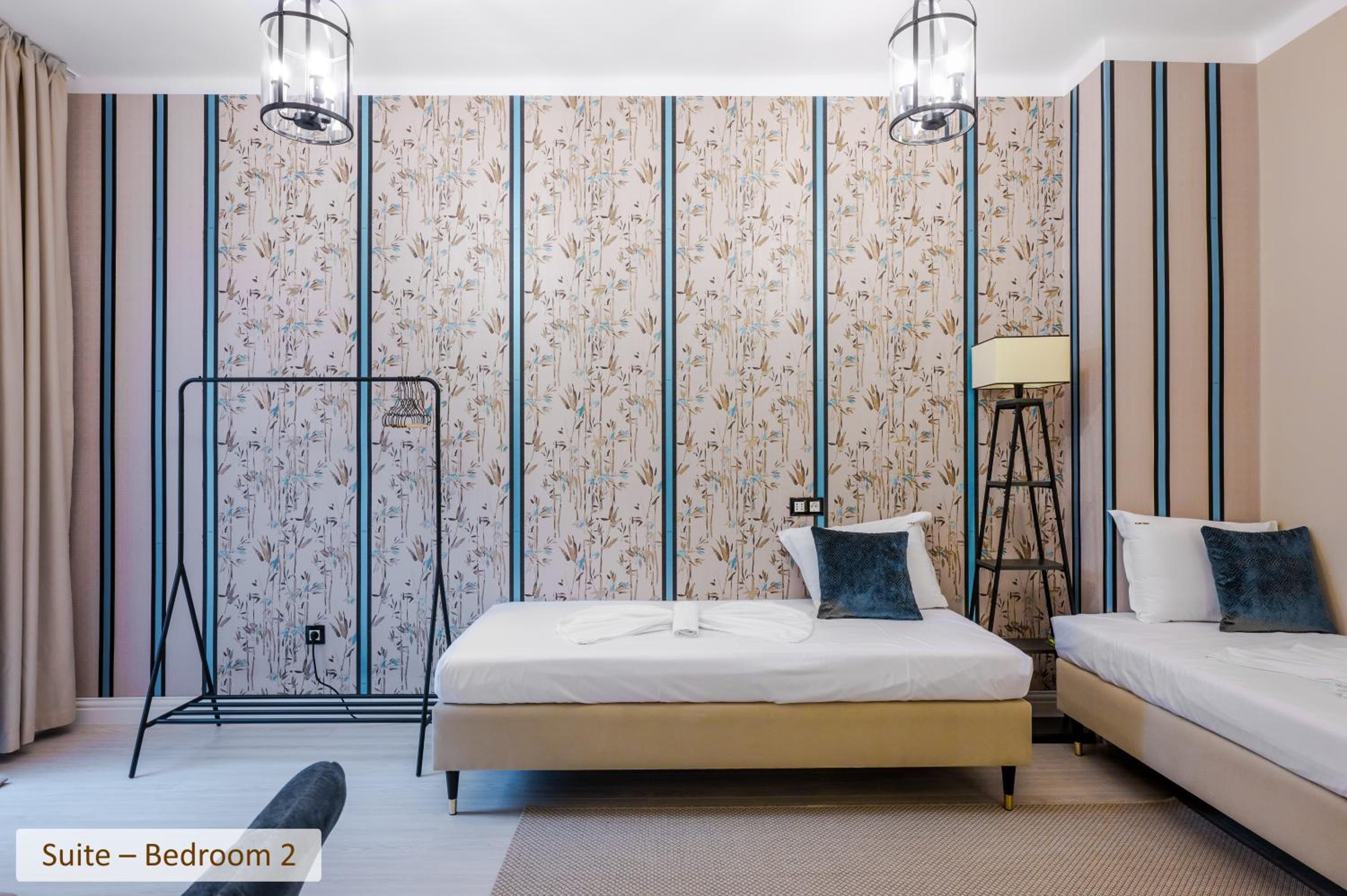 Super Central Stylish Suite & Studio with Shared Terrace by Flat Mаnager