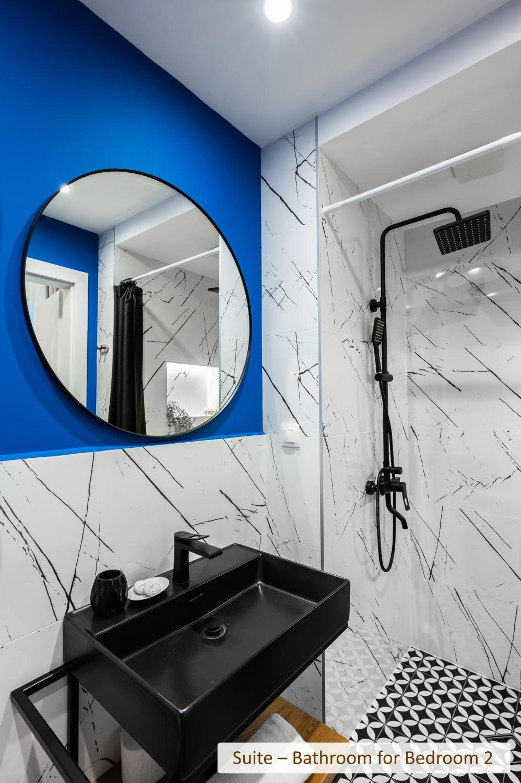 Super Central Stylish Suite & Studio with Shared Terrace by Flat Mаnager
