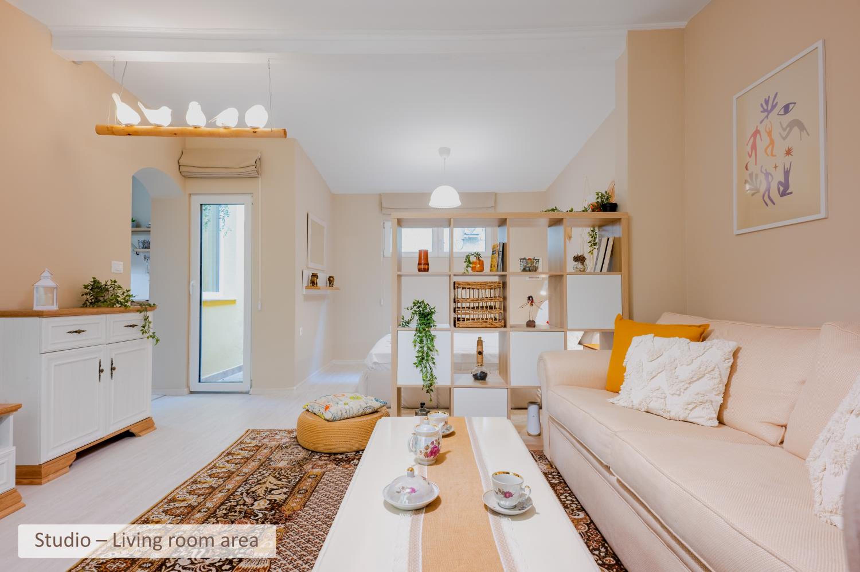 Super Central Stylish Suite & Studio with Shared Terrace by Flat Mаnager