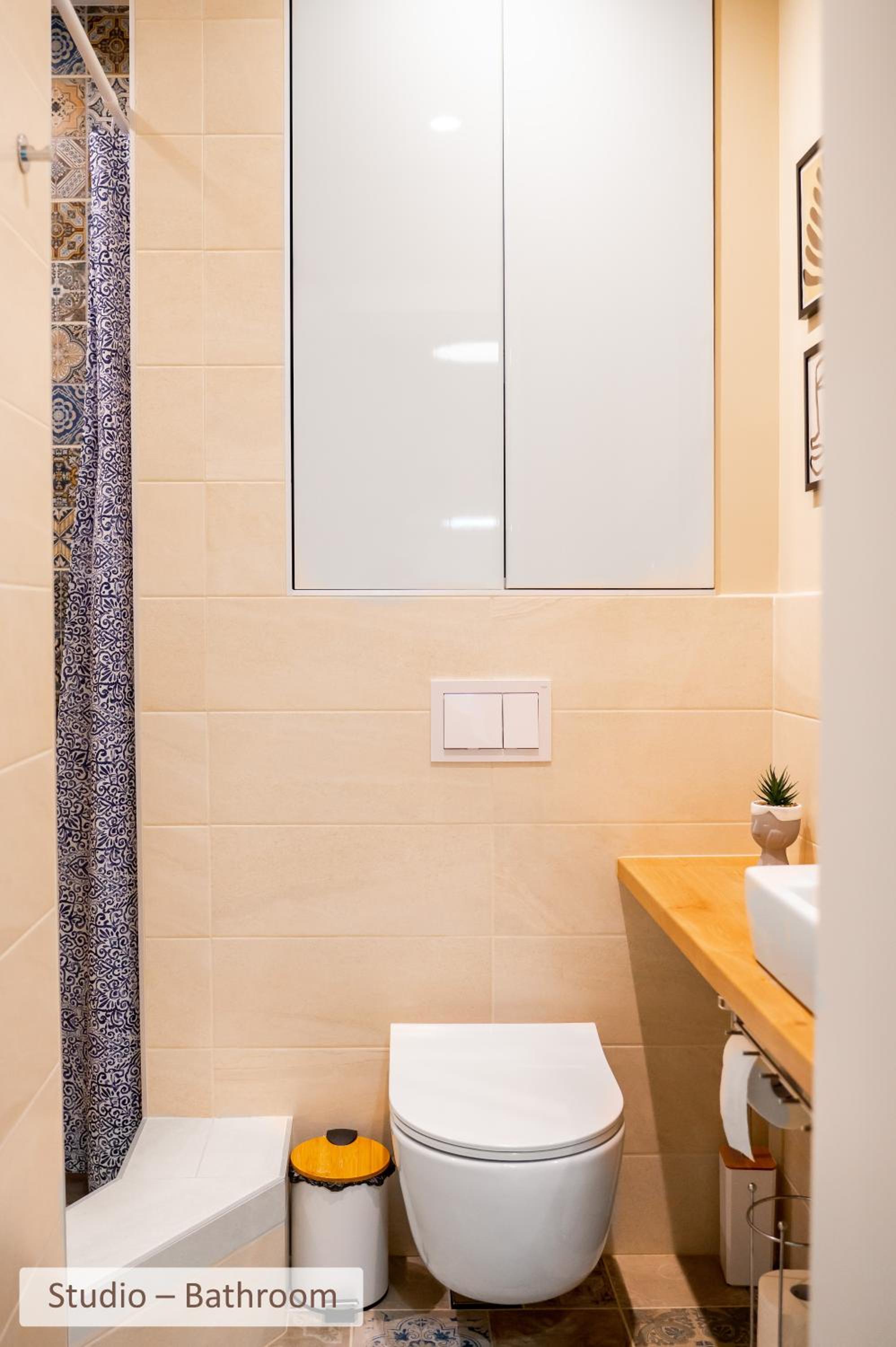 Super Central Stylish Suite & Studio with Shared Terrace by Flat Mаnager