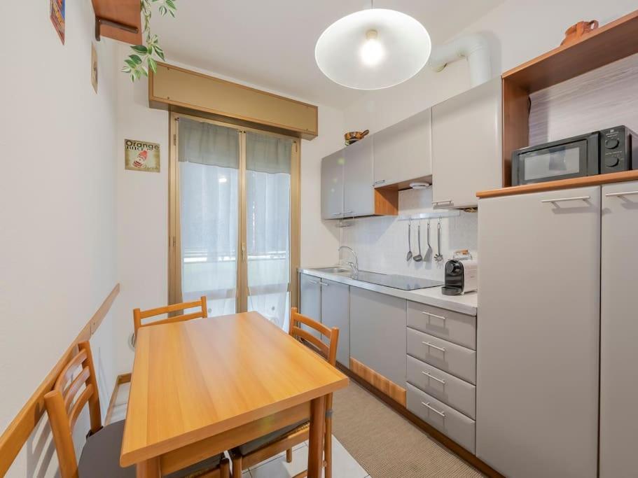 Ihost olmi apartment