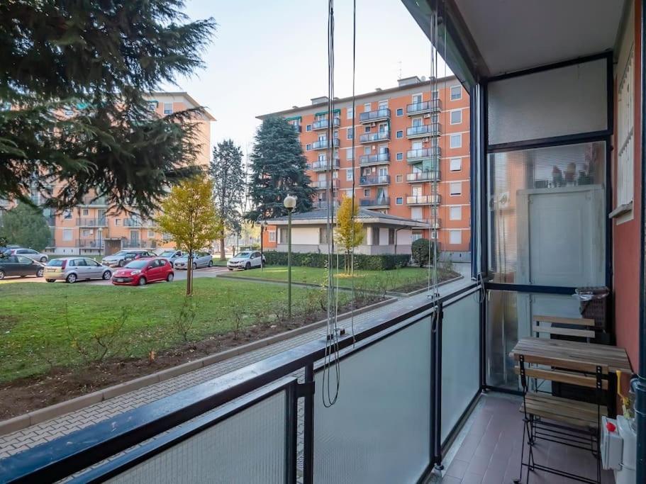 Ihost olmi apartment