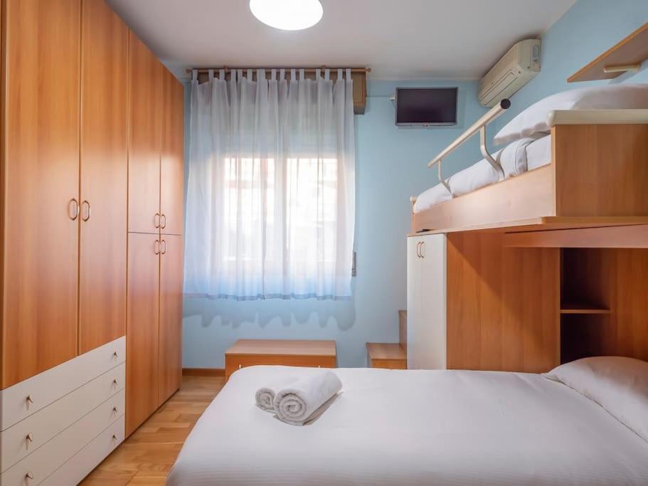 Ihost olmi apartment