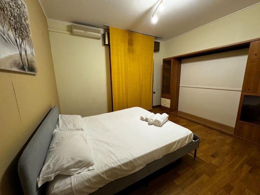 Ihost olmi apartment