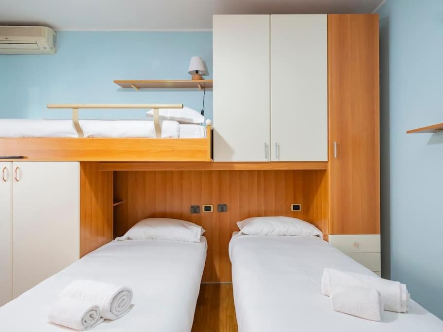 Ihost olmi apartment