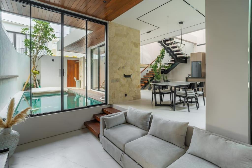 Luxury Haven Stunning 2Br in Umalas Canggu