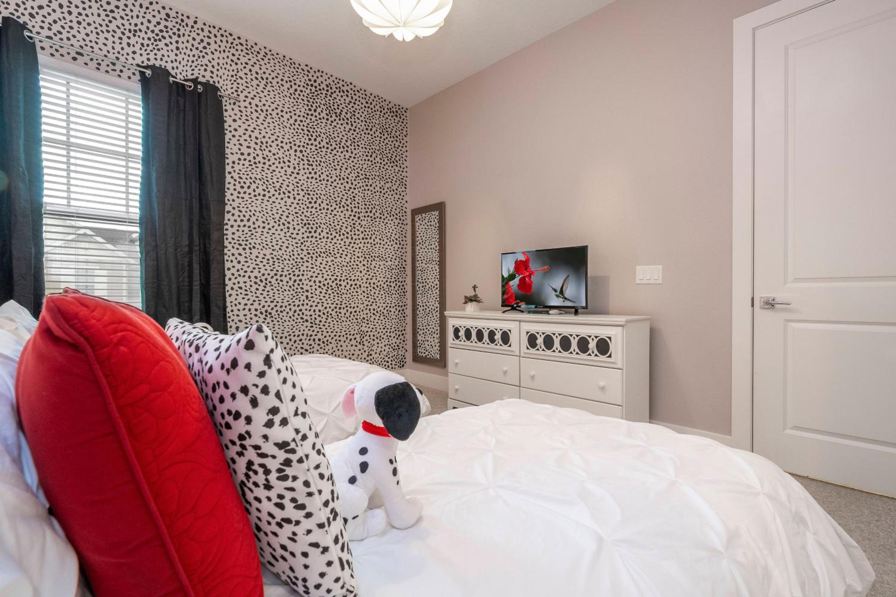 Gorgeous NEW 4 Beds Dream Villa 5 min to Disney