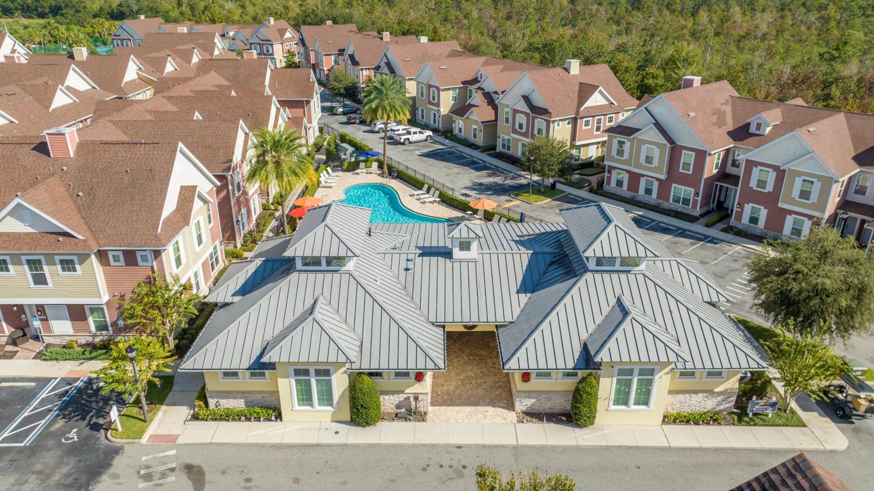 Gorgeous 4 Suites DREAM Villa 5 min to Disney