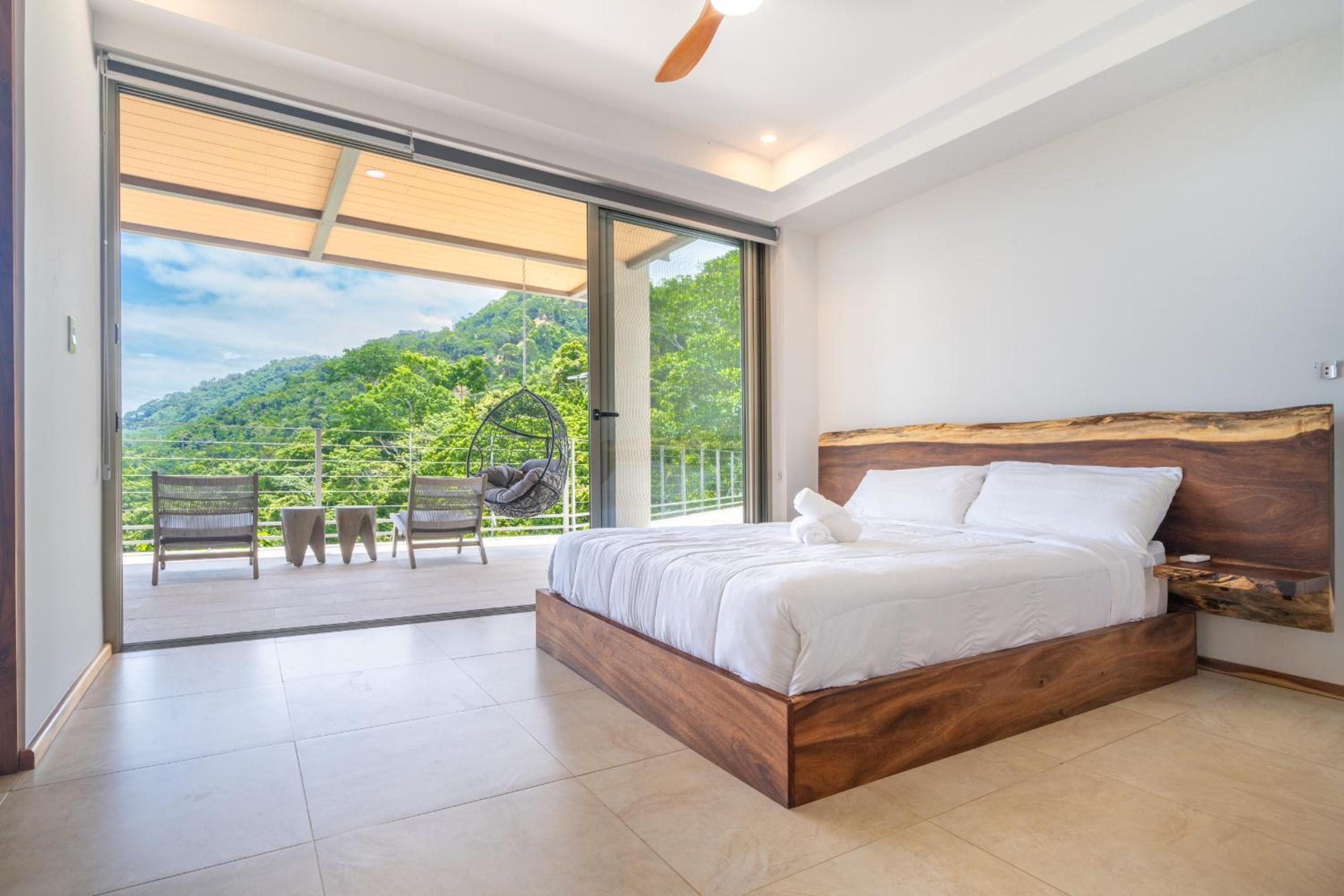 Casa Frenchie & Villas Vista del Mar - by Pura Villas