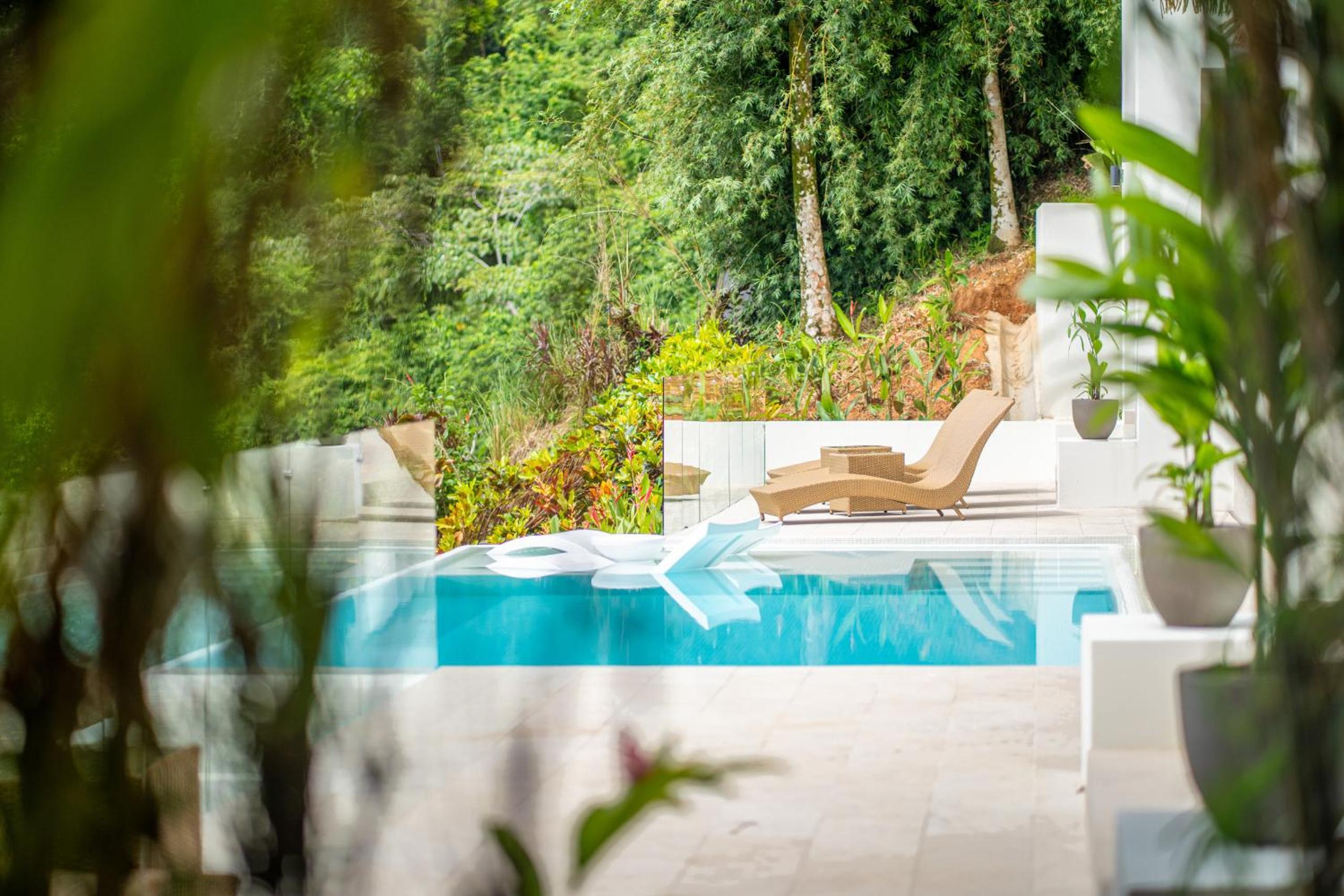 Casa Frenchie & Villas Vista del Mar - by Pura Villas