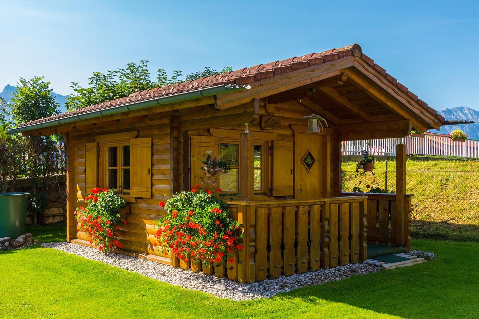 Gästehaus Karwendelblick - FerienwohnungParterre