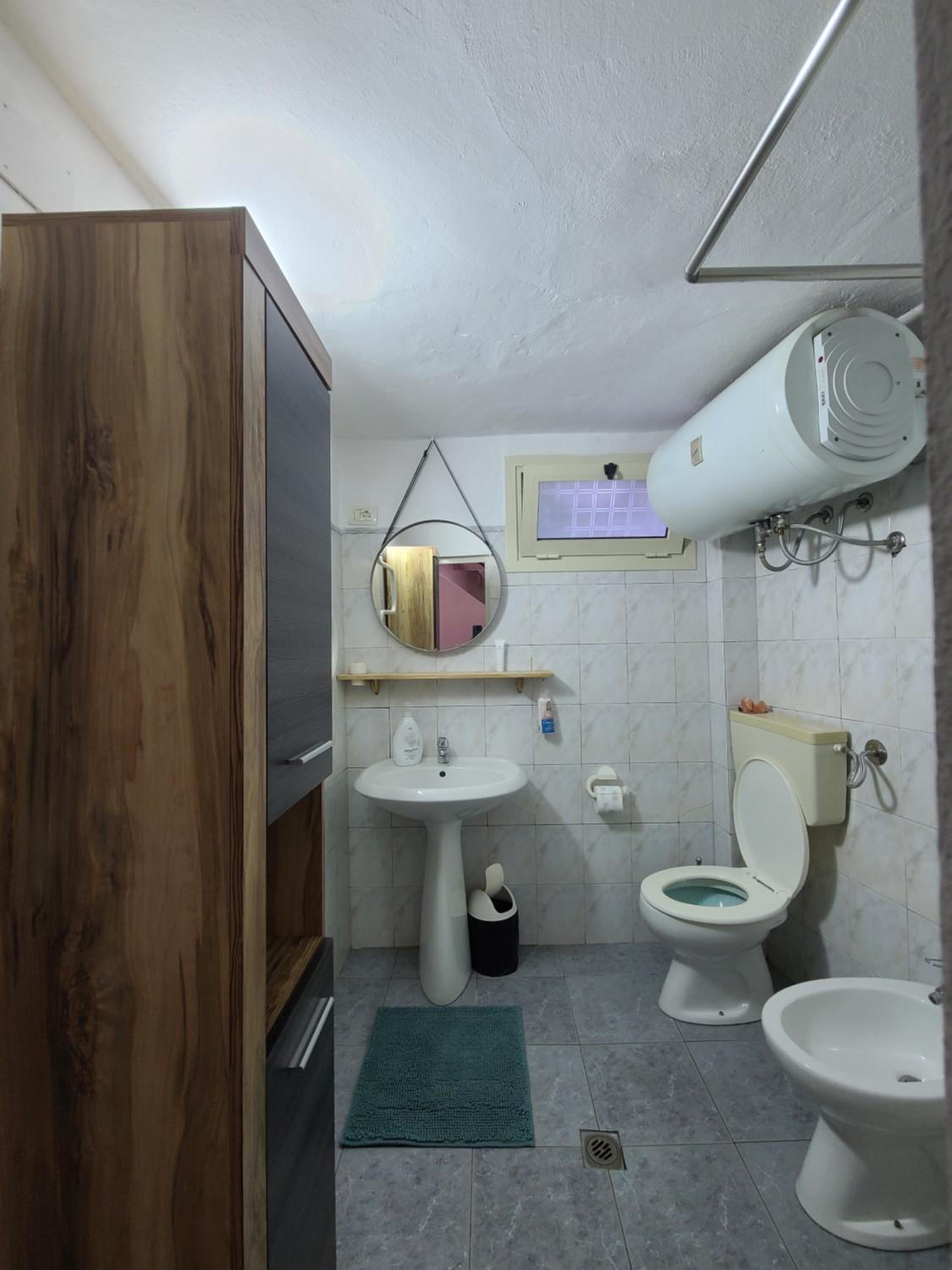 Guraziu Home