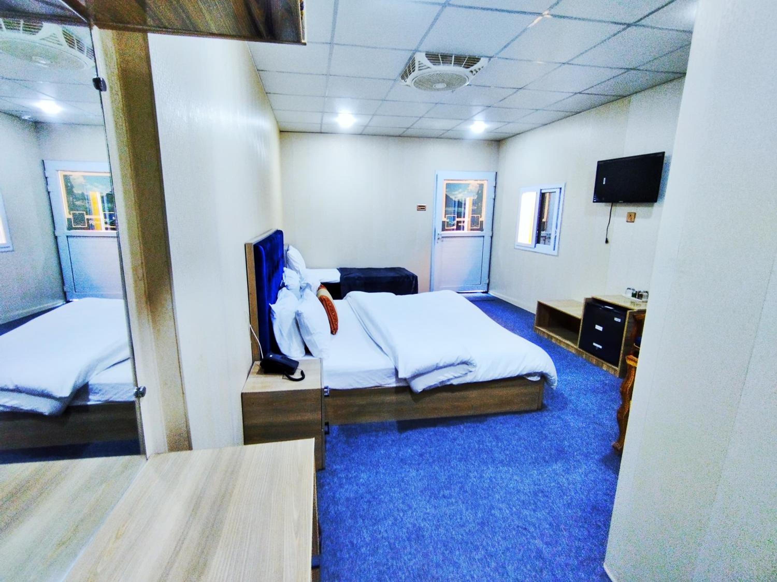 hotel room