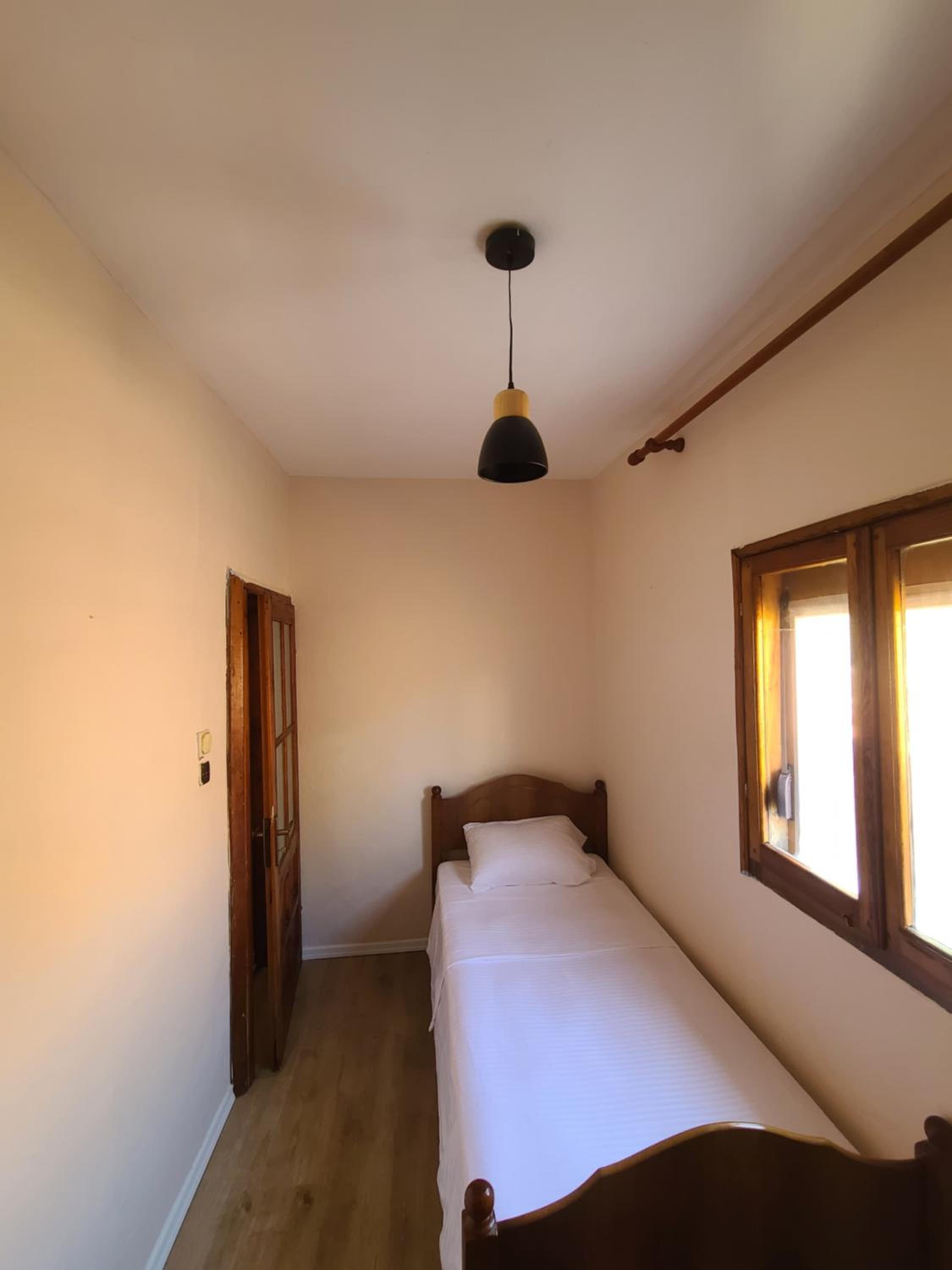 Guraziu Home