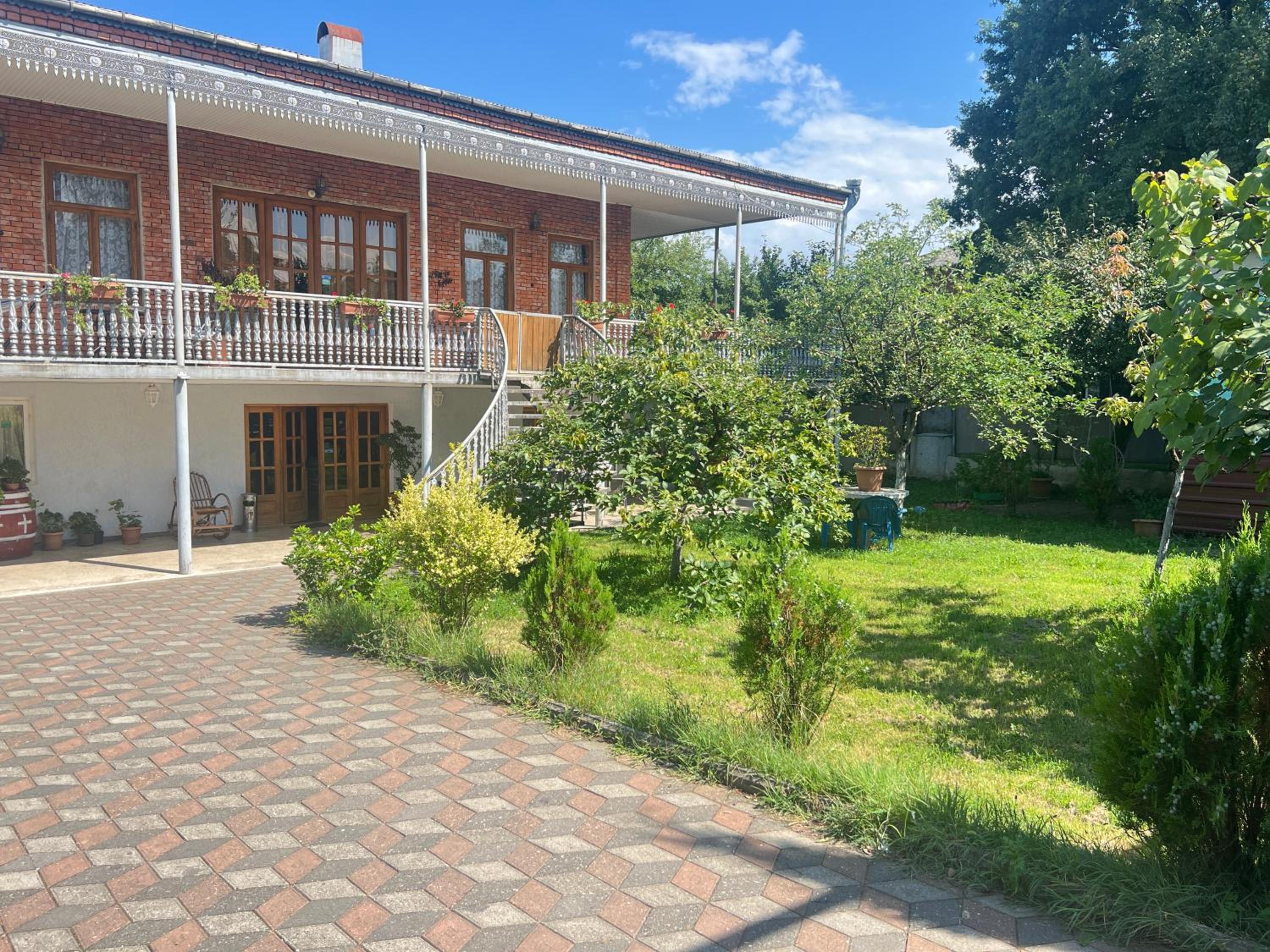 Guesthouse Zedafoni