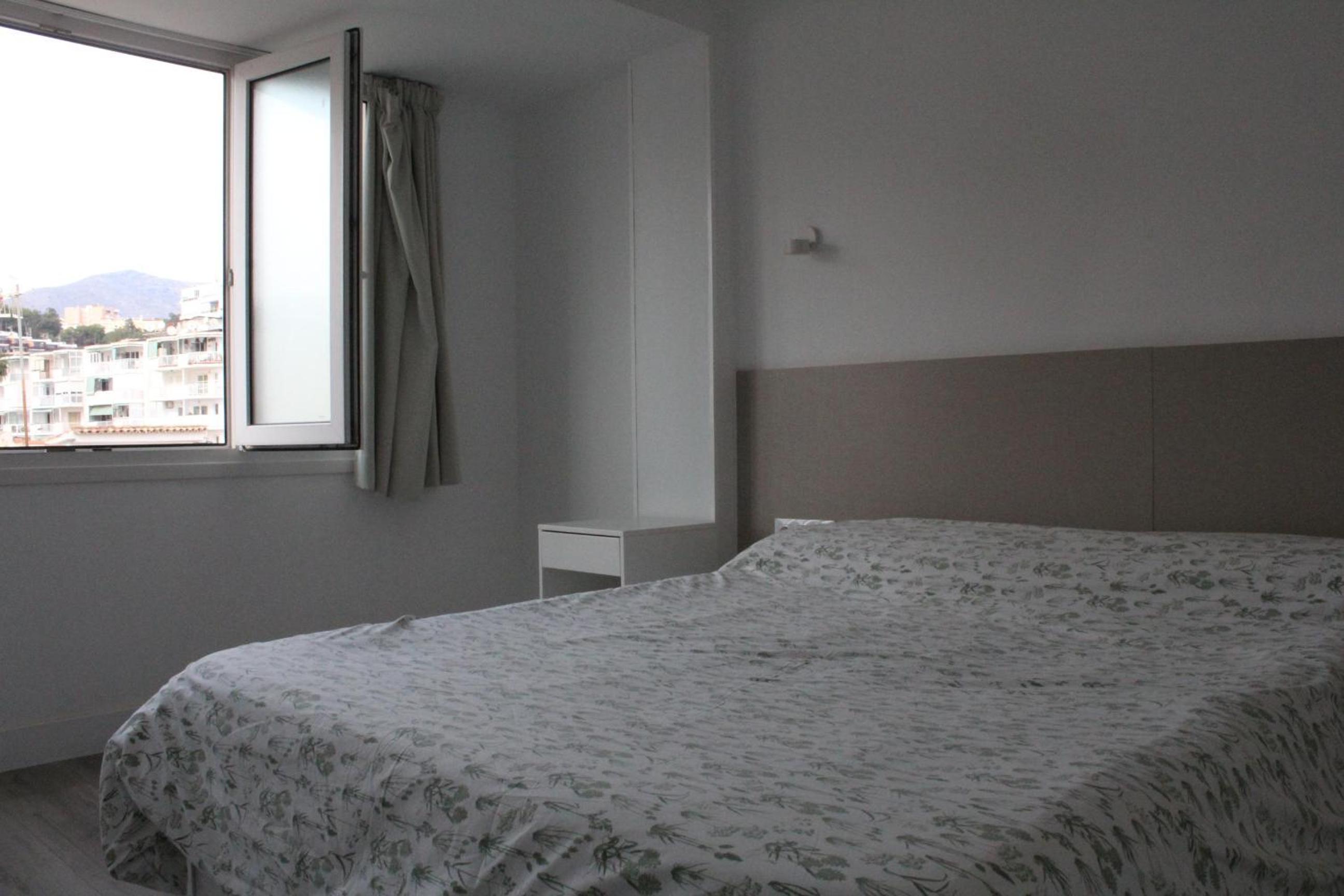 Carihuela Beach Apartamentos