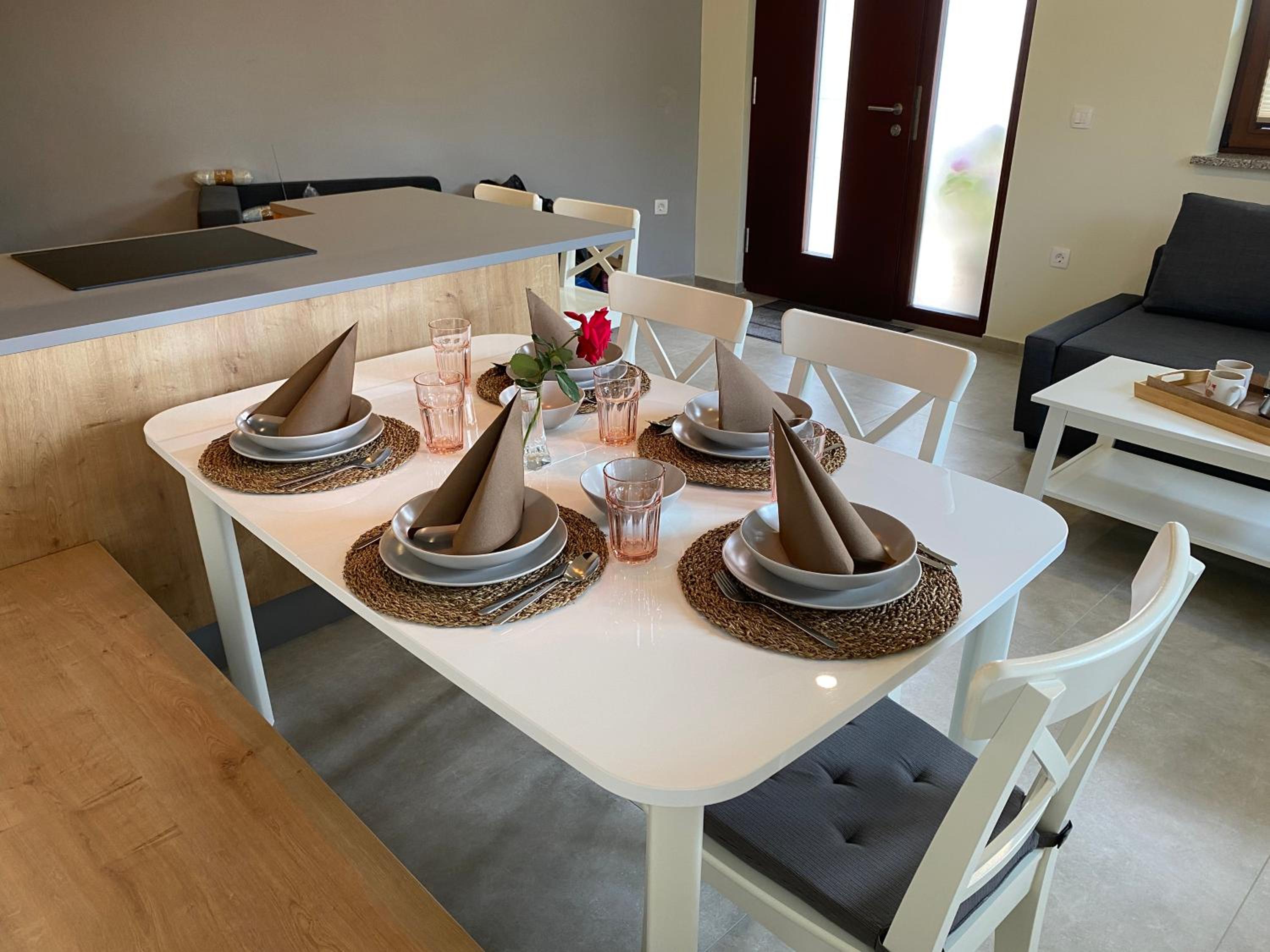 Apartma Lastovka