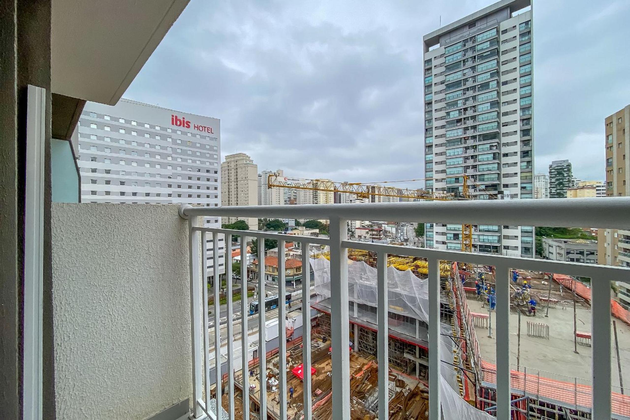 Condominium in Itaim, beautiful rooftop overlooking Ibira!!