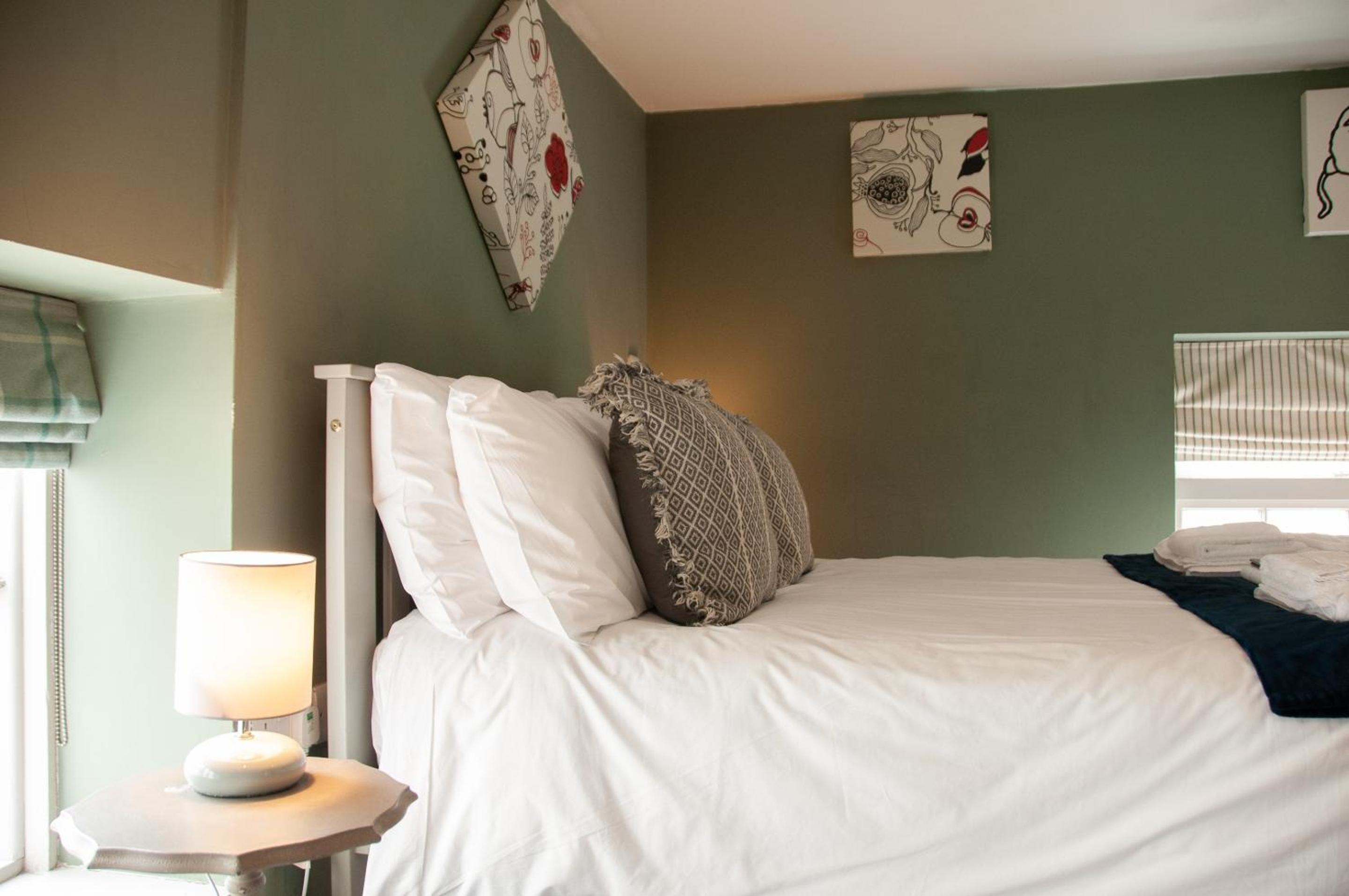 Fleur de Lys Inn, Cranborne