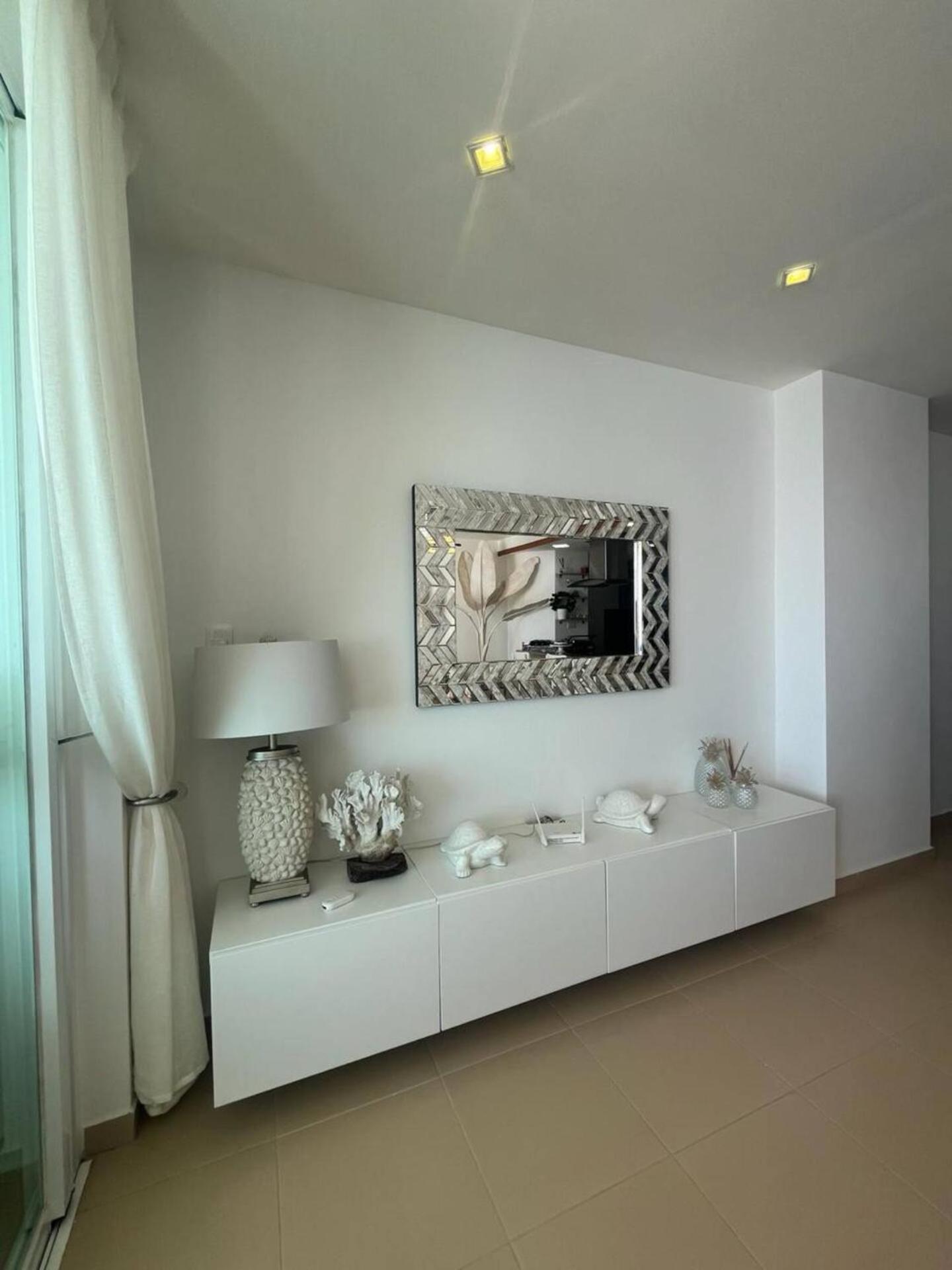 Marbella 4th Fl Amazingview Beachfront