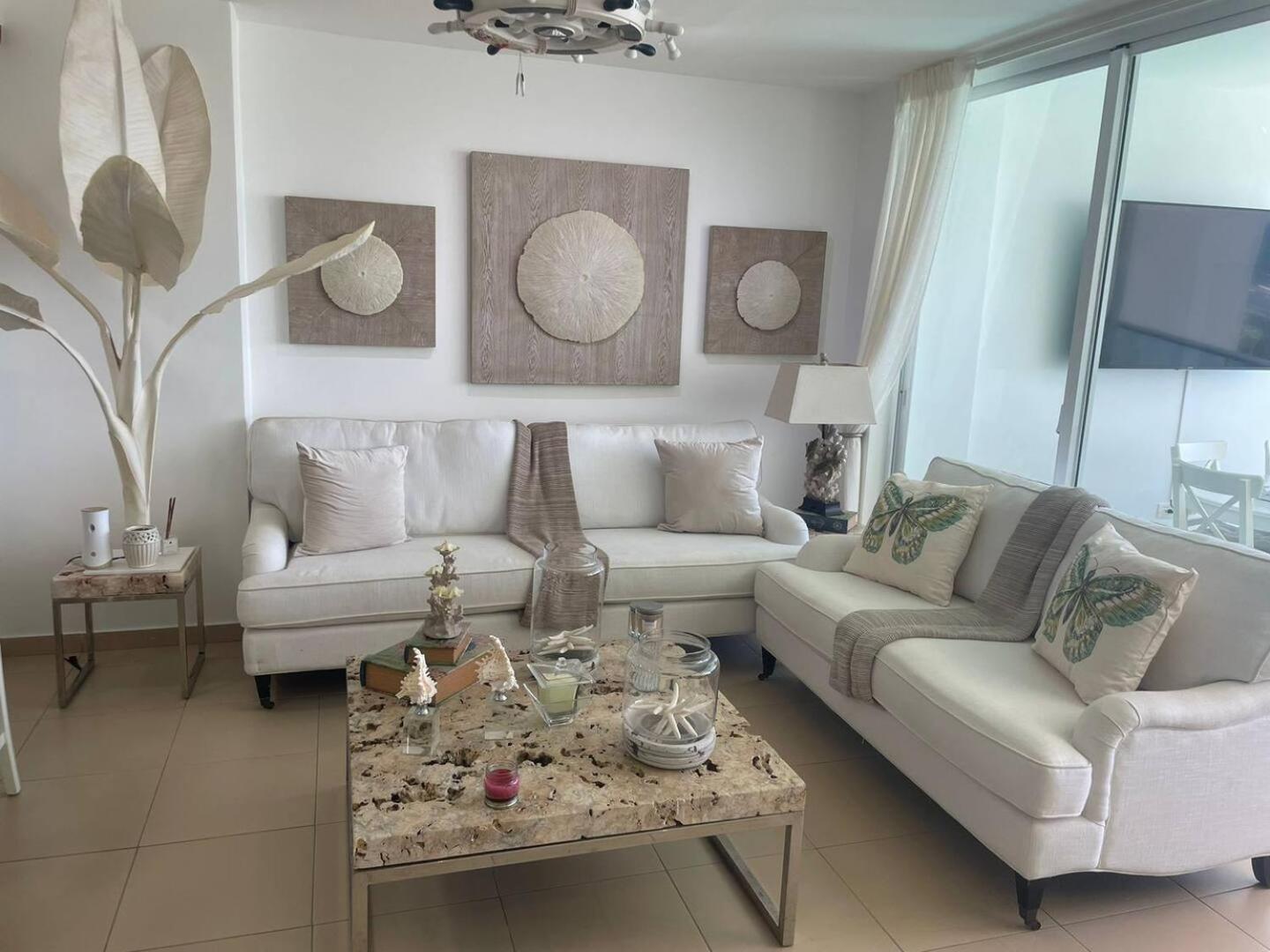 Marbella 4th Fl Amazingview Beachfront