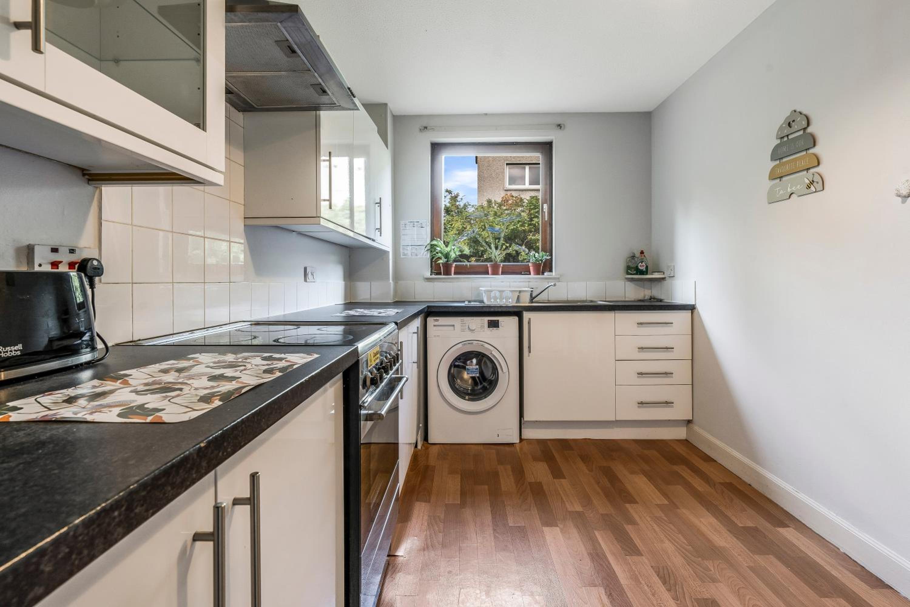 Duddingston 2 Bedroom Apartment view 4