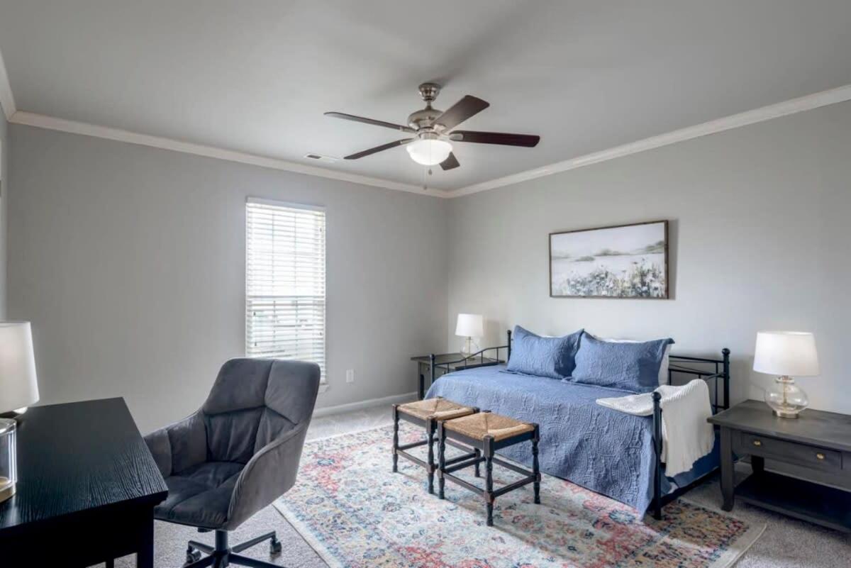 Charlotte Vacations - Serene Getaway with Patio in Pineville - Property Image 25