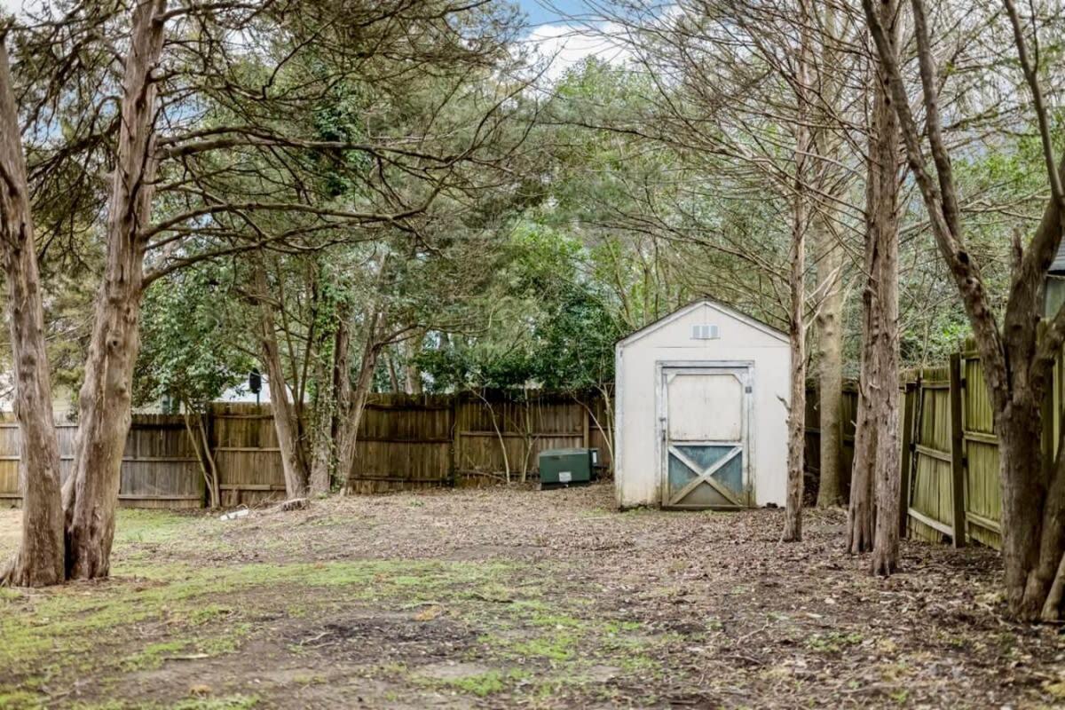 Charlotte Vacations - Serene Getaway with Patio in Pineville - Property Image 14