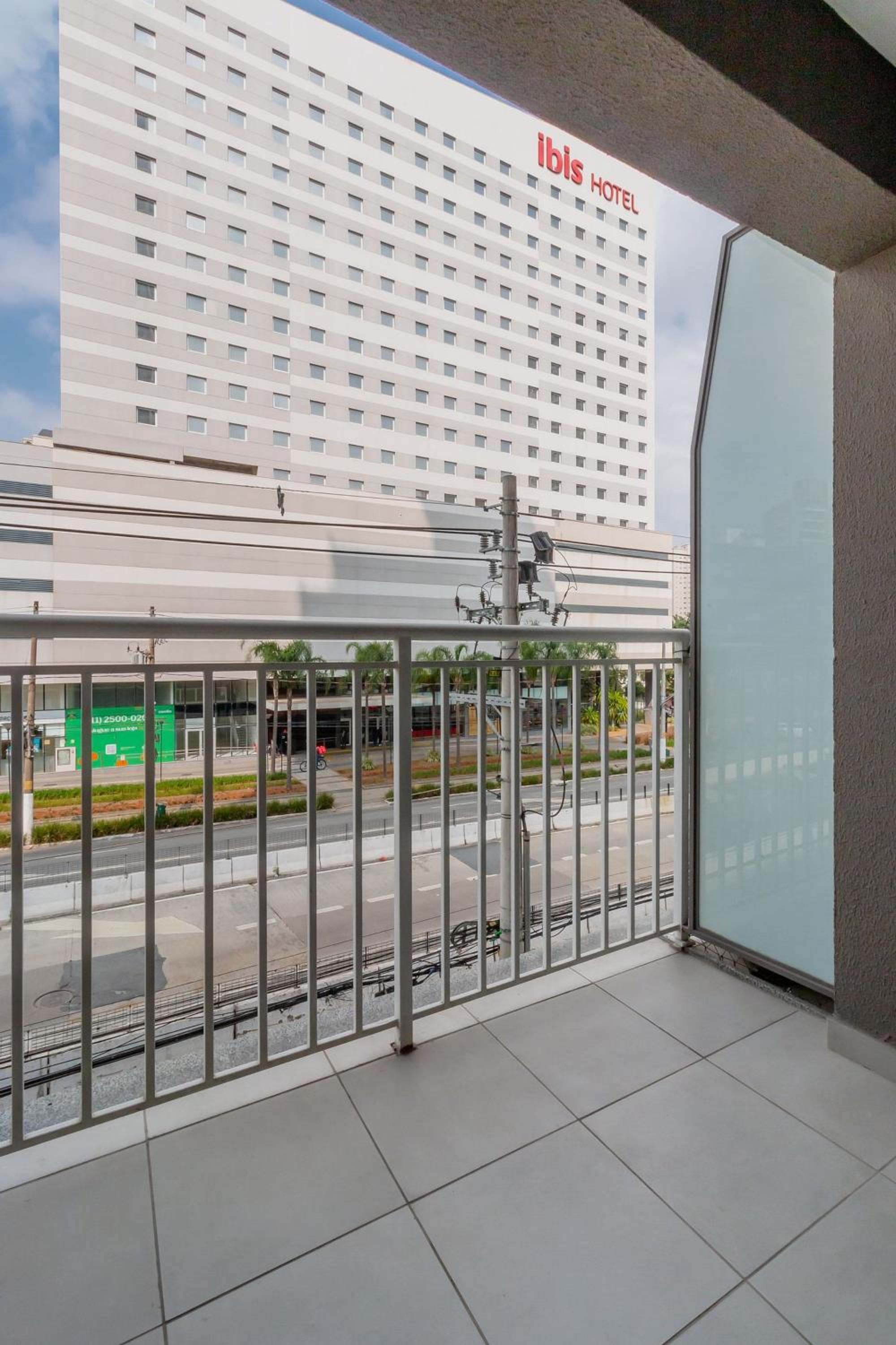 Condominium in Itaim, beautiful rooftop overlooking Ibira!!