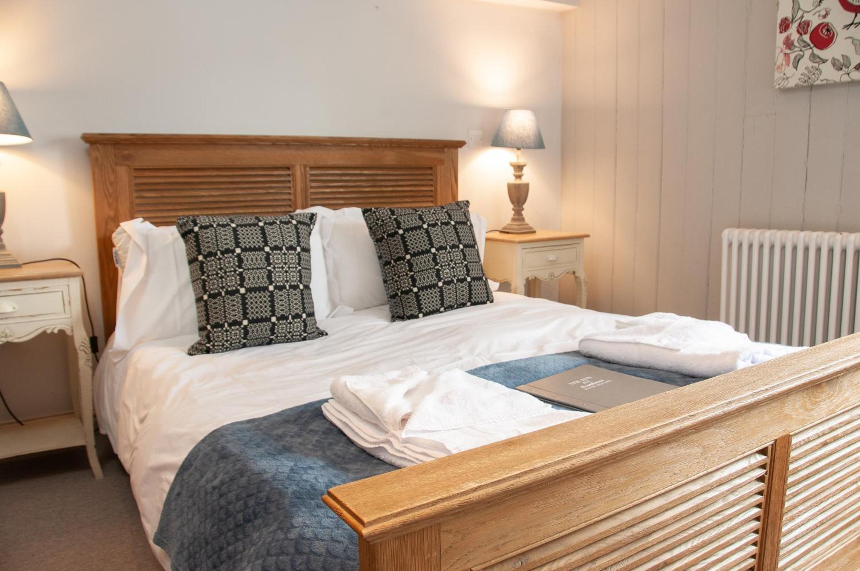 Fleur de Lys Inn, Cranborne