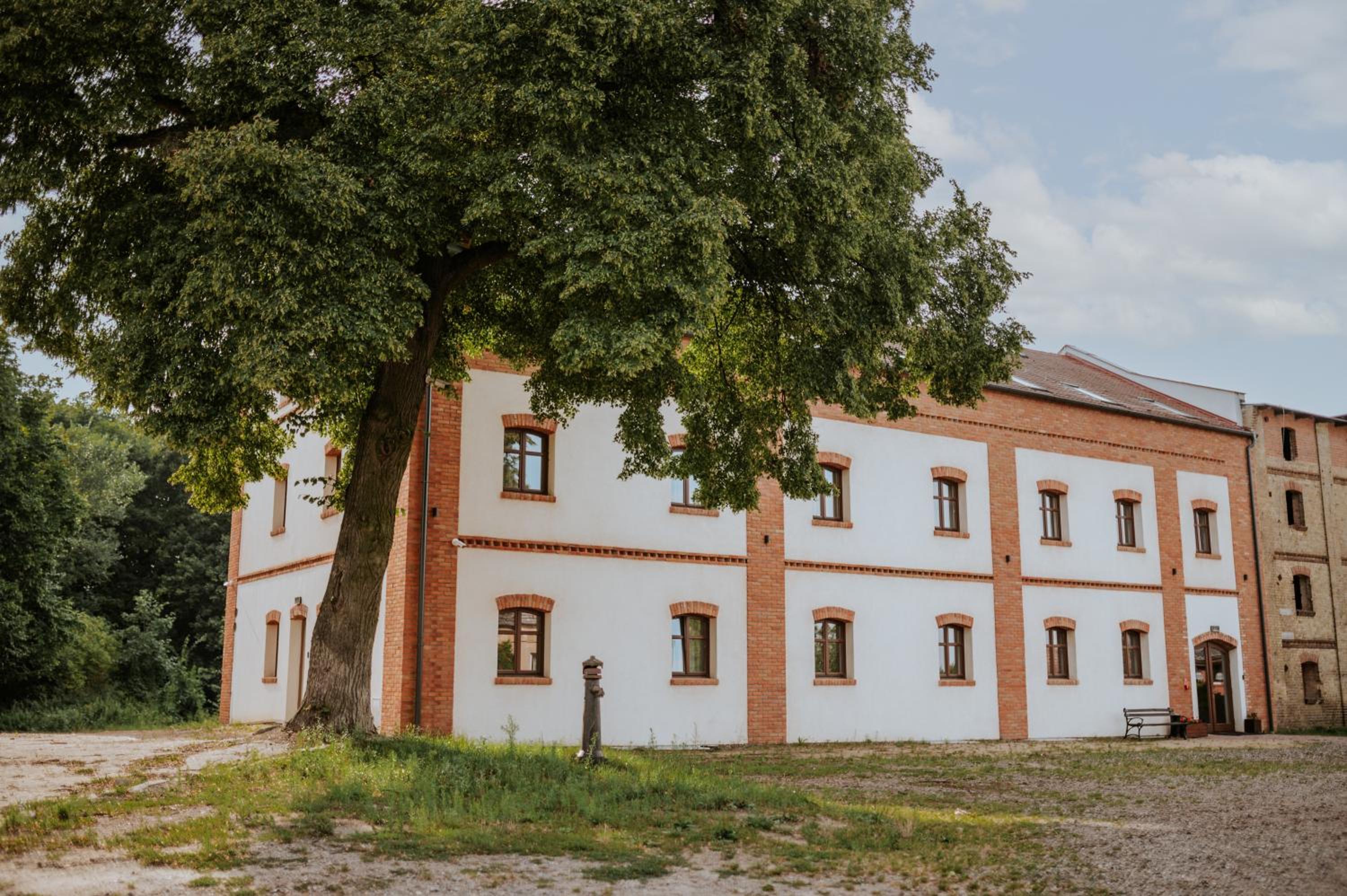 Folwark Pszczew
