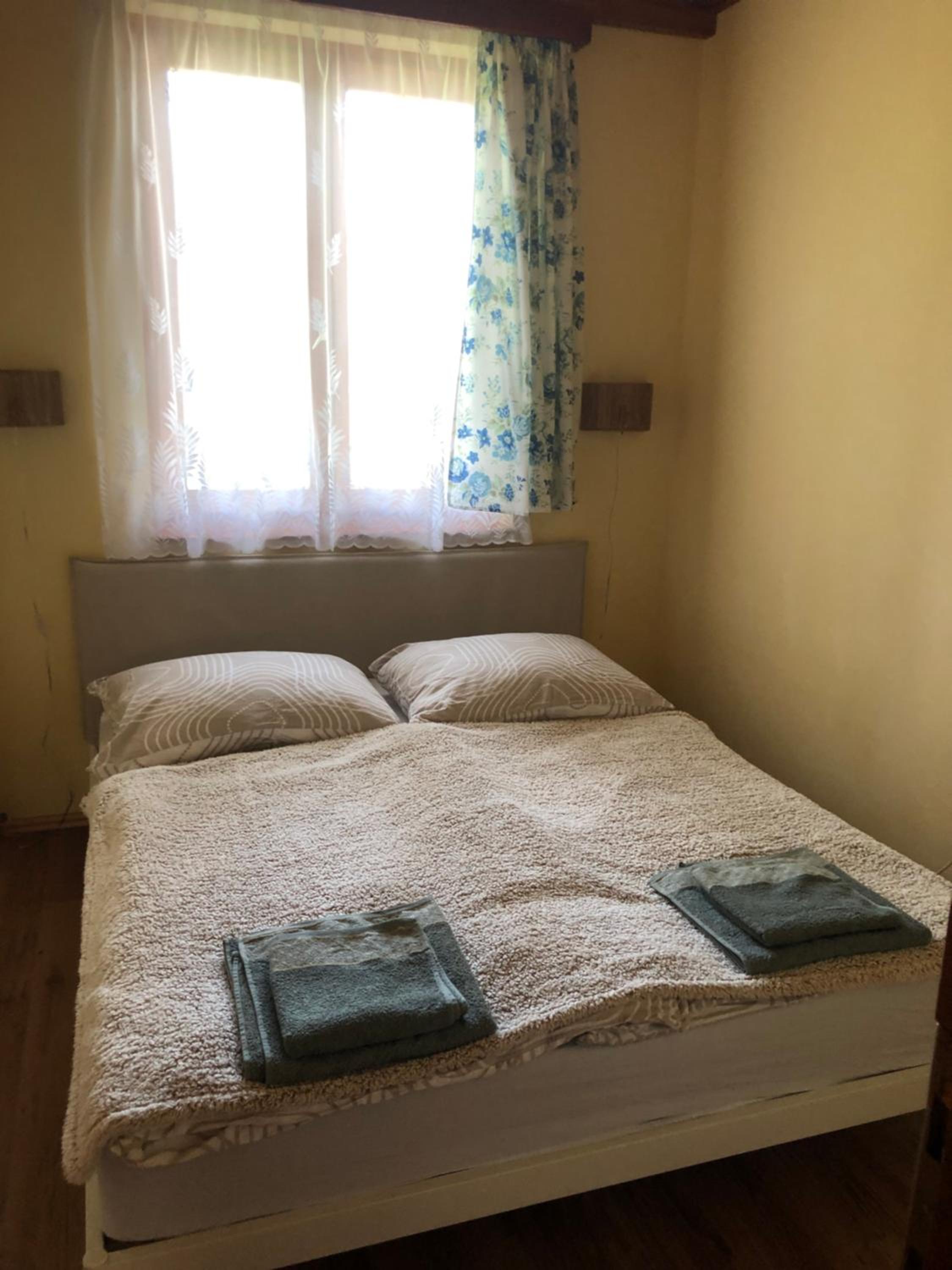 Viola Apartman