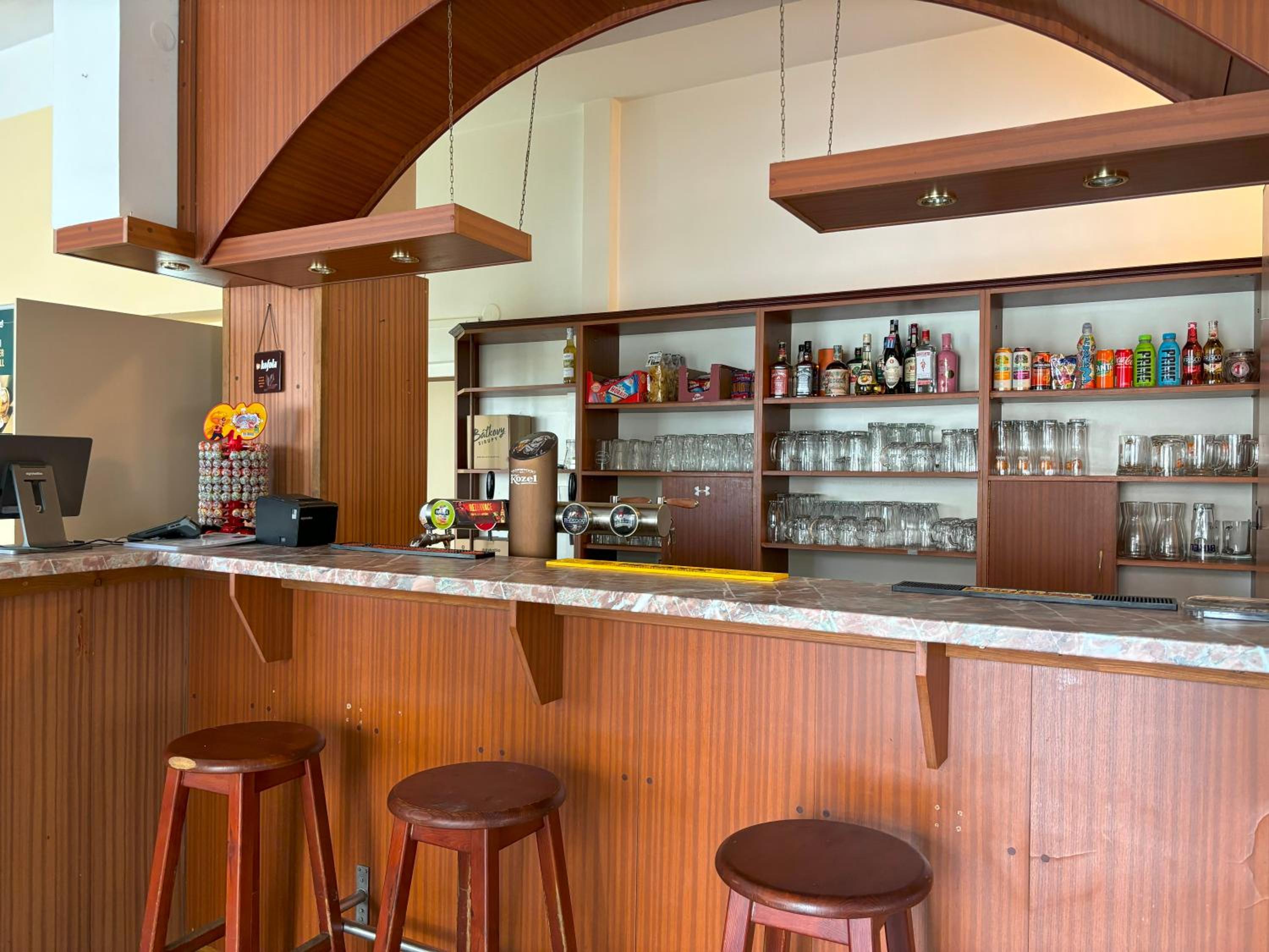 Restaurace a penzion U Jezírka