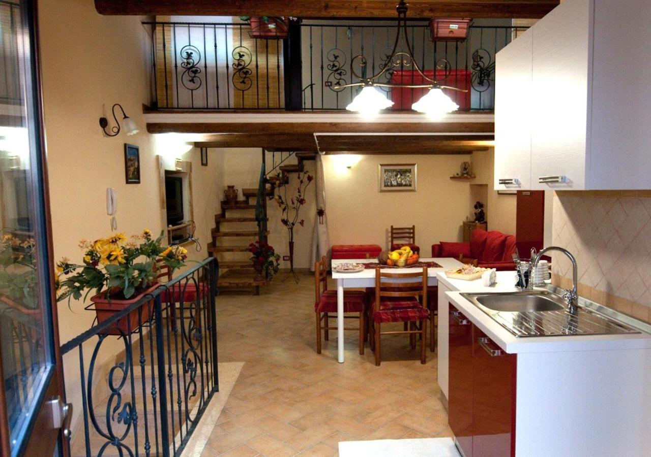 Casa Trezza en Scicli — kitchen