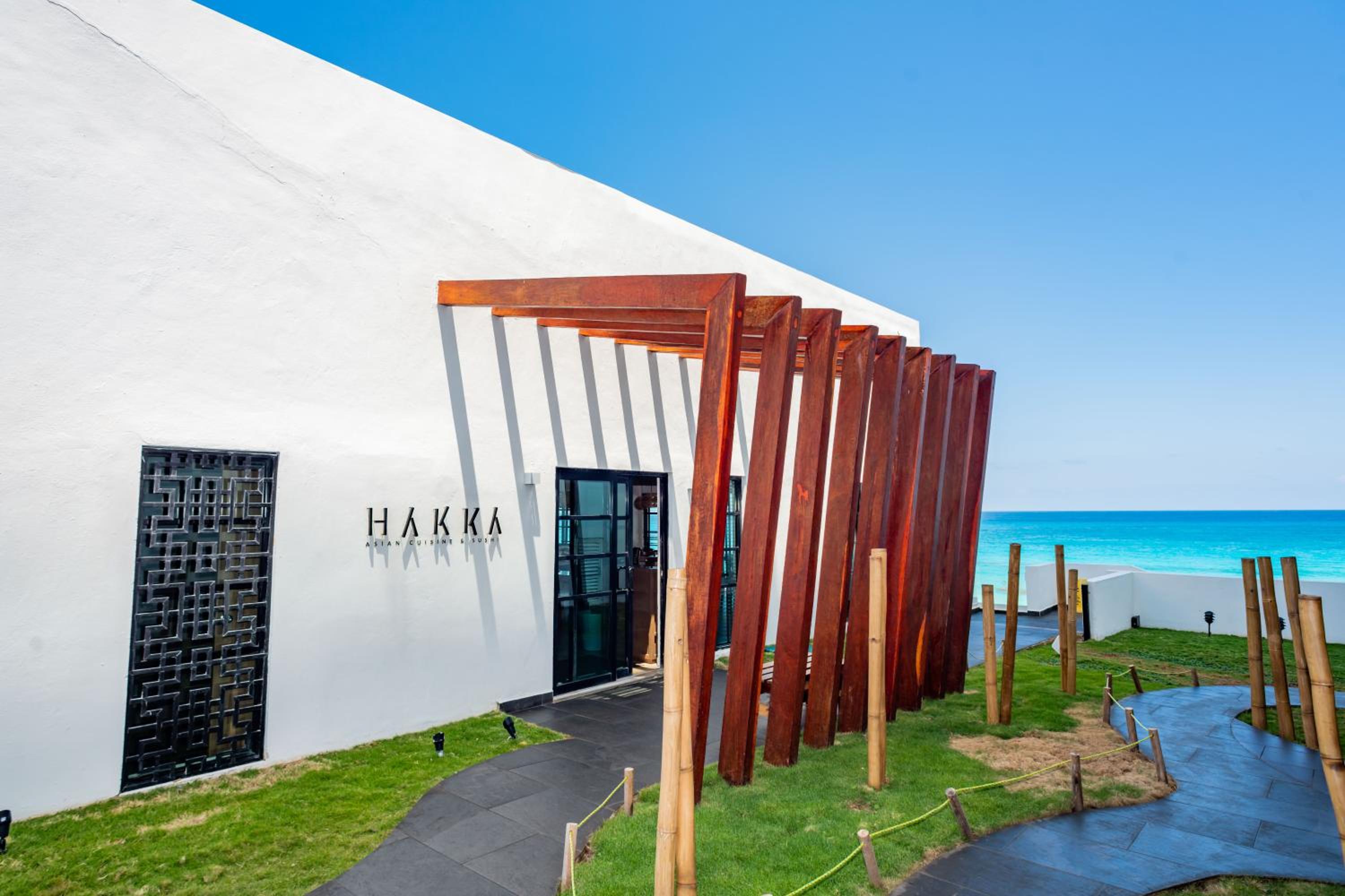 Hotel Ocean view in hotel complex - Image 1