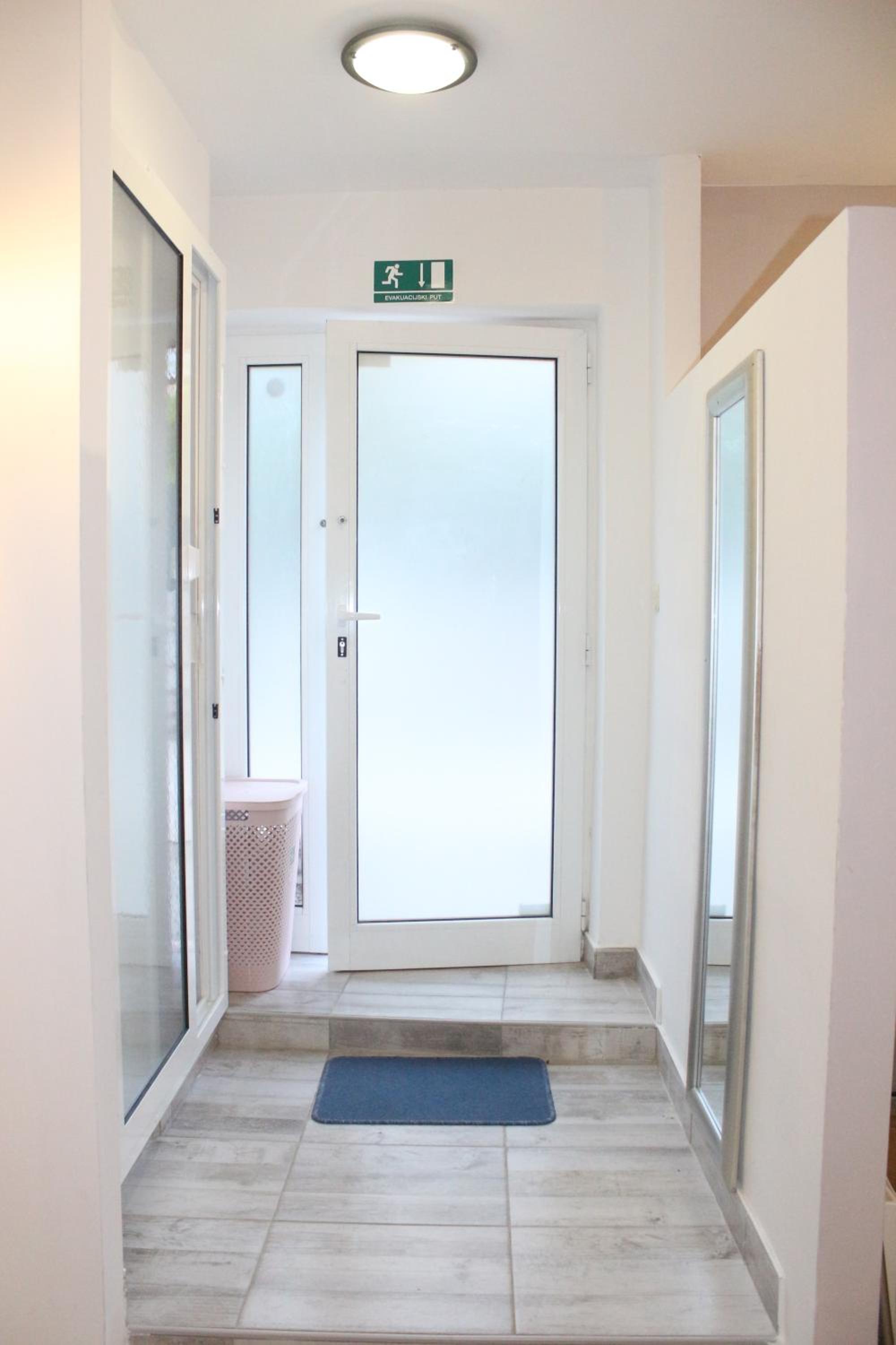 Klarisa City Center Apartment with Terrace view 3
