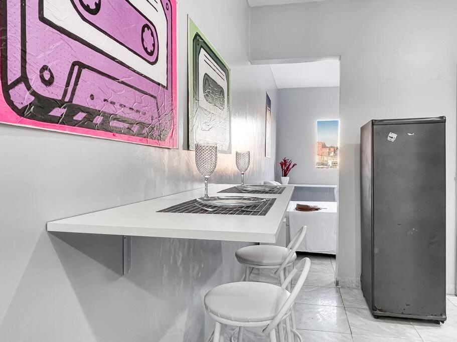 Equipped 1 bedroom Plaza Shopping
