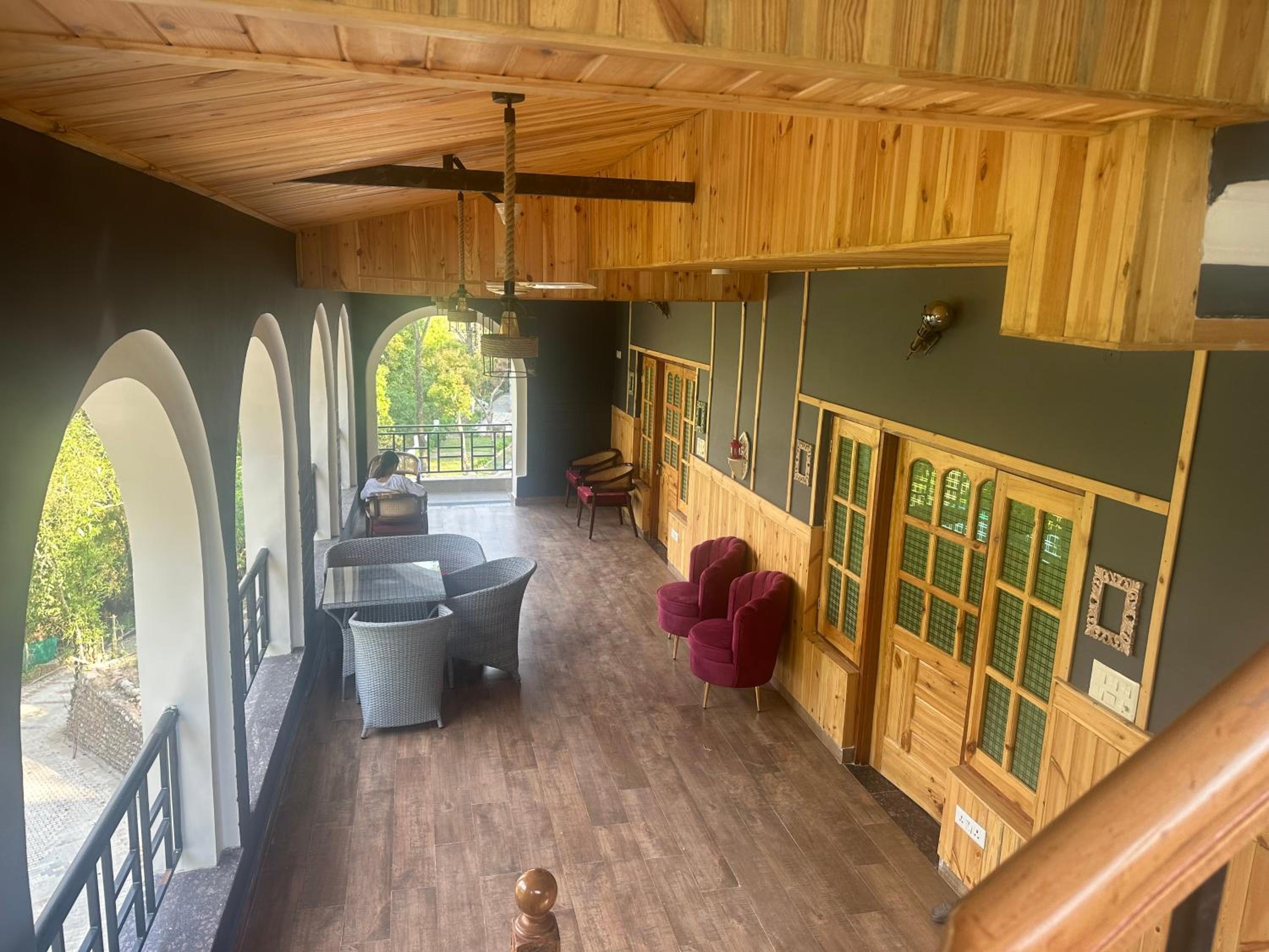 Kut House view 3