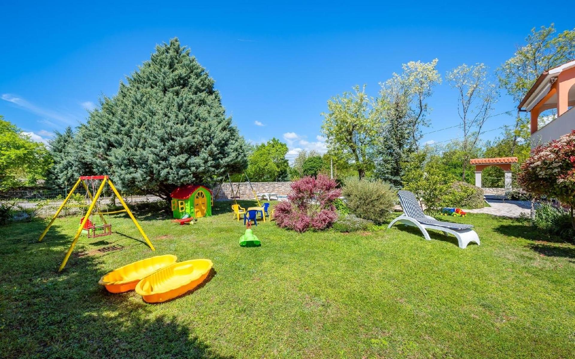 Ferienhaus mit Privatpool für 8 Personen ca 240 qm in Vrecari, Istrien Ostküste von Istrien - a80460 view 2